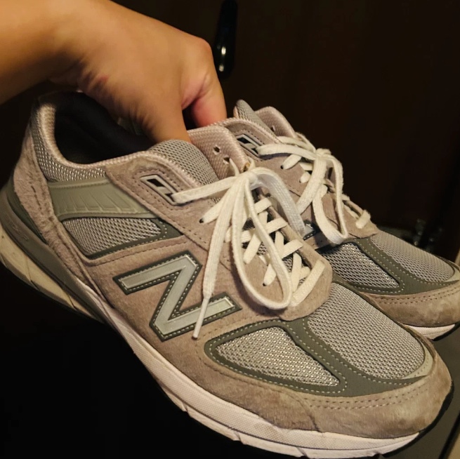 New Balance 990v5 Made in USA Grey - D Standard 착용 스타일
