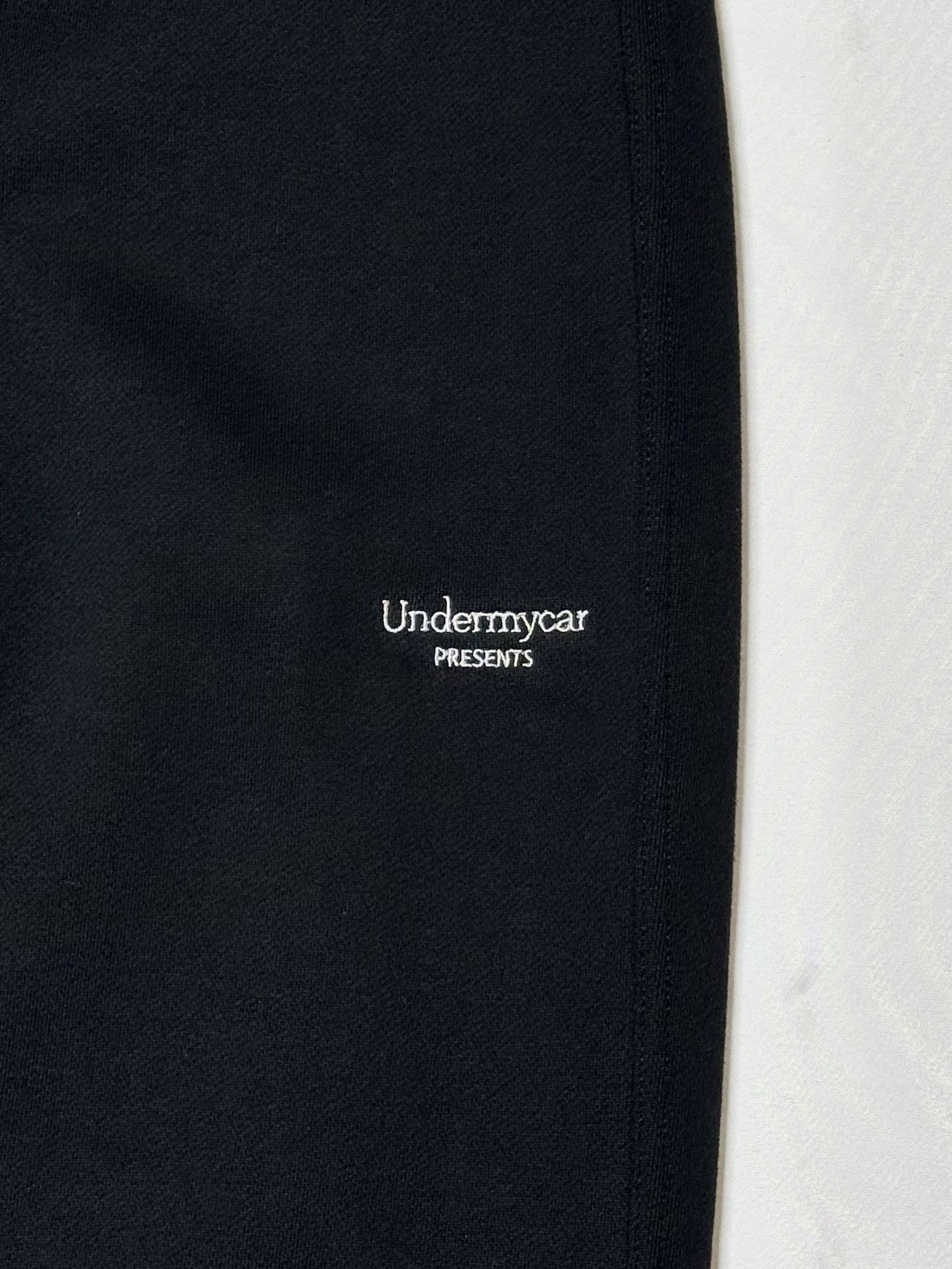 Undermycar Mu.03 Anti Fxxking Logo Play Oversized Sweat Jogger Black, Nike Zoom Vomero 5 SP Black 착용 스타일 - 6