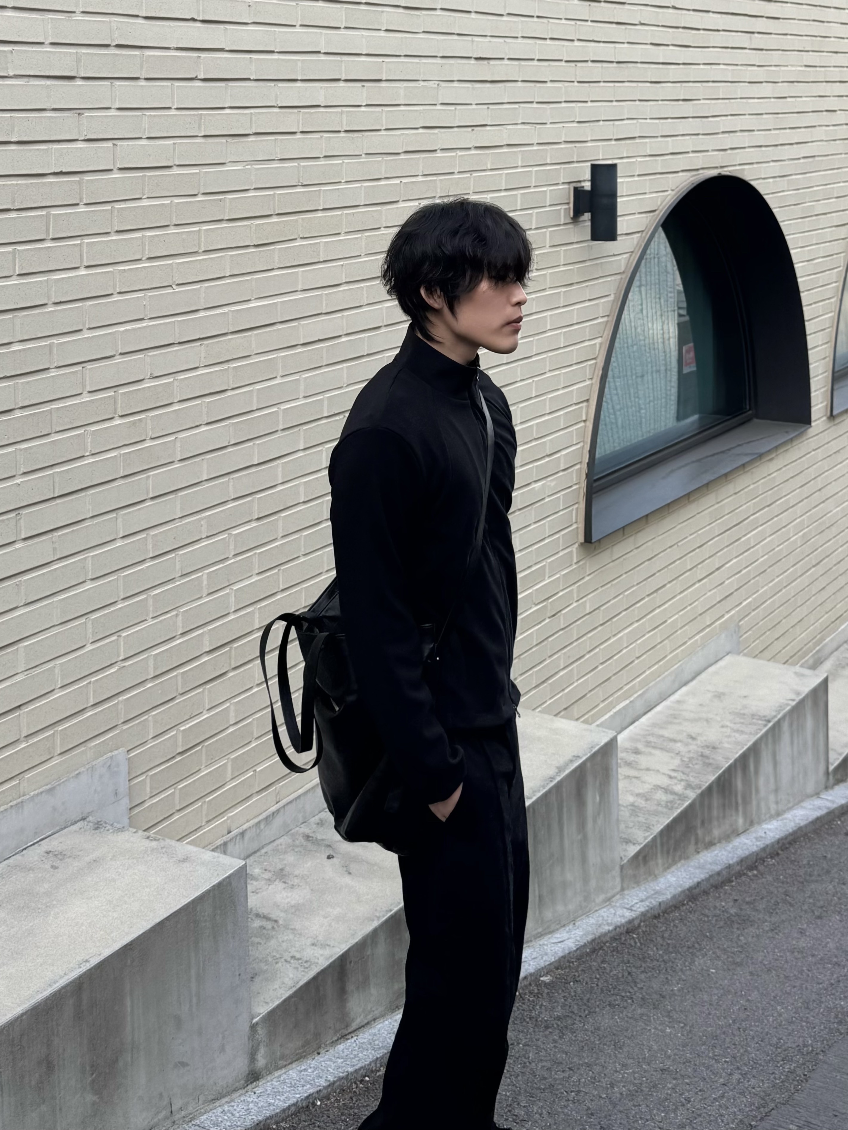 Xlim EP.9 03 Trousers Black, Converse x Shai 001 Charm Black 착용 스타일 - 8