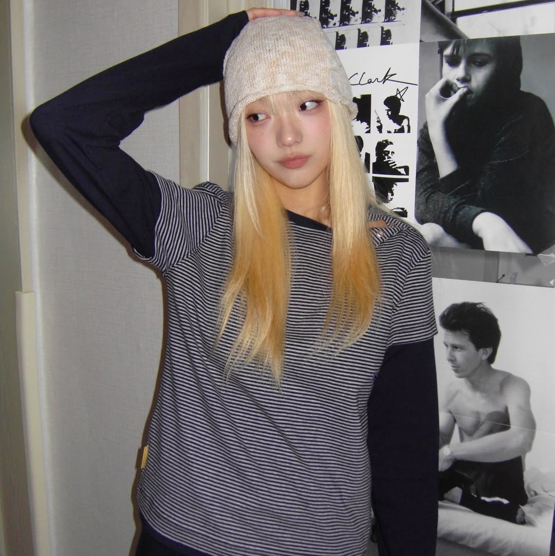 MAINBOOTH Button Turban Beanie IVORY, MAINBOOTH Layered Border T-shirt NAVY 착용 스타일 - 1