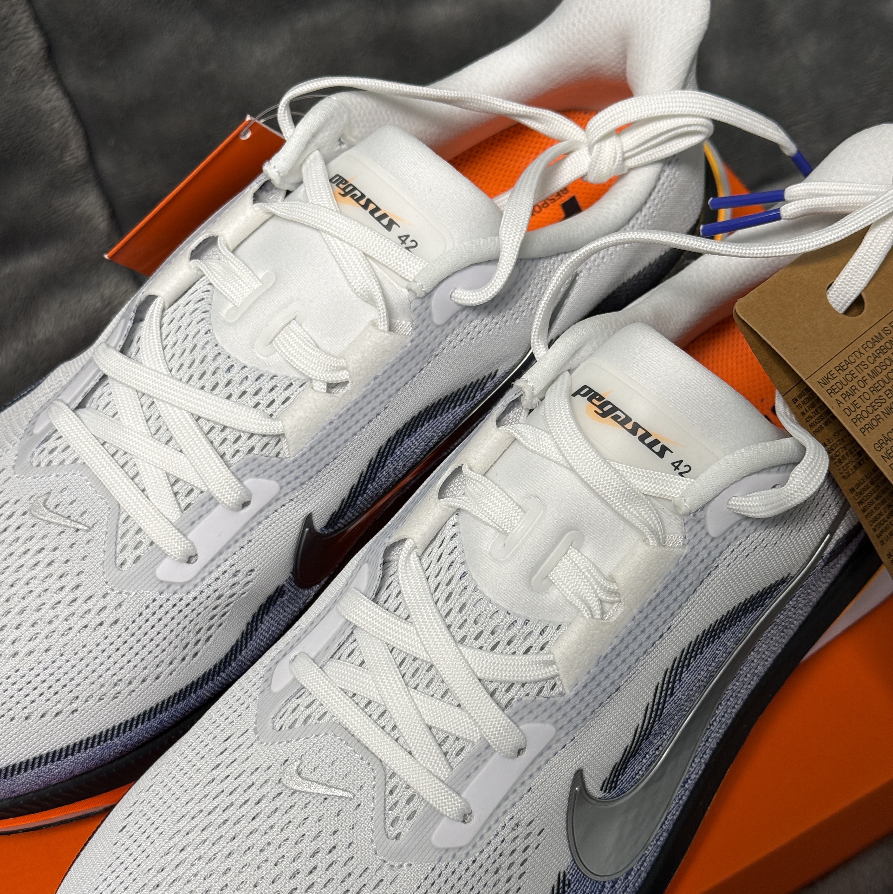 Nike Air Zoom Pegasus 42 White Lapis 착용 스타일 - 7