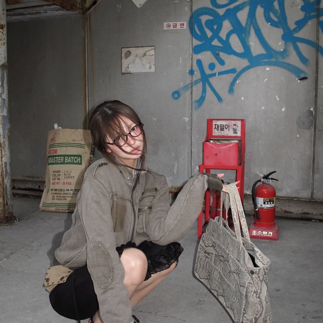 MAINBOOTH Field Combat Jacket KHAKI 착용 스타일 - 9