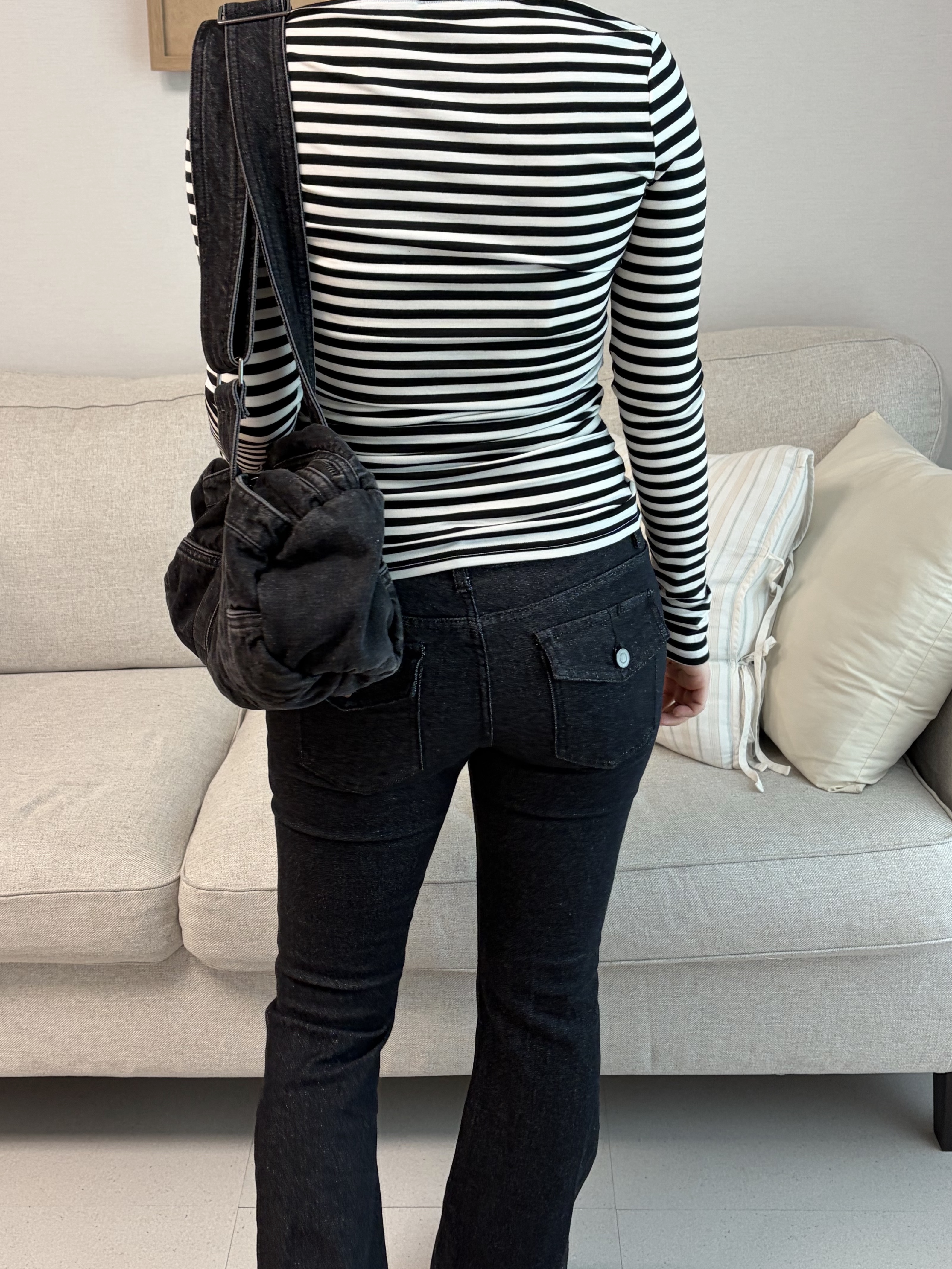 Diesel Bootcut Jeans 1998 D-Buck 0adbv Black, Play Comme des Garcons Striped LS T-Shirt Black White 착용 스타일 - 3