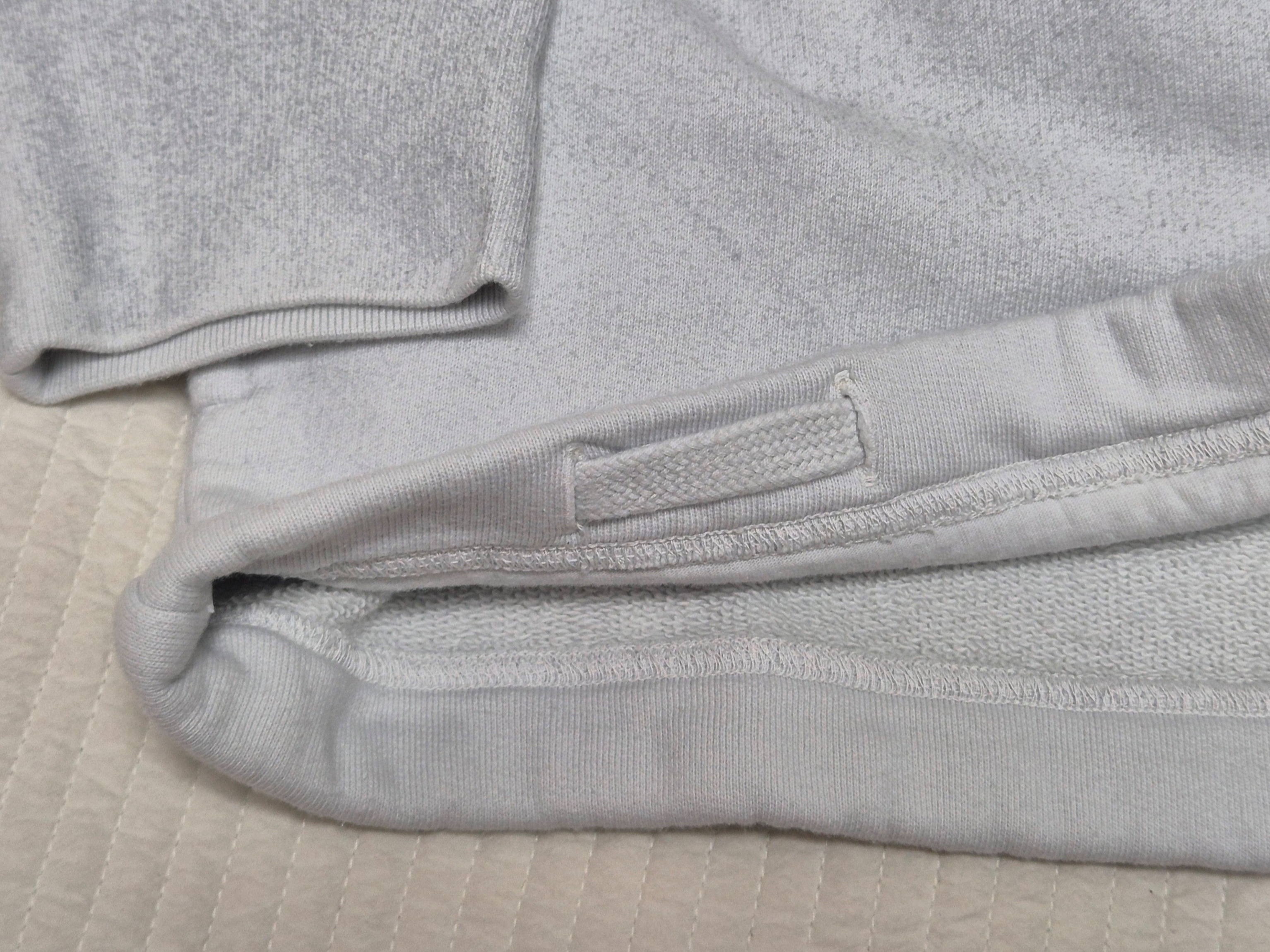 Stone Island 6100017 Organic Cotton Fleece Reflective Garment Lamination Oversized Fit Zip-Up Hooded Sweatshirt with Pockets Sky Blue - 26SS 착용 스타일 - 5