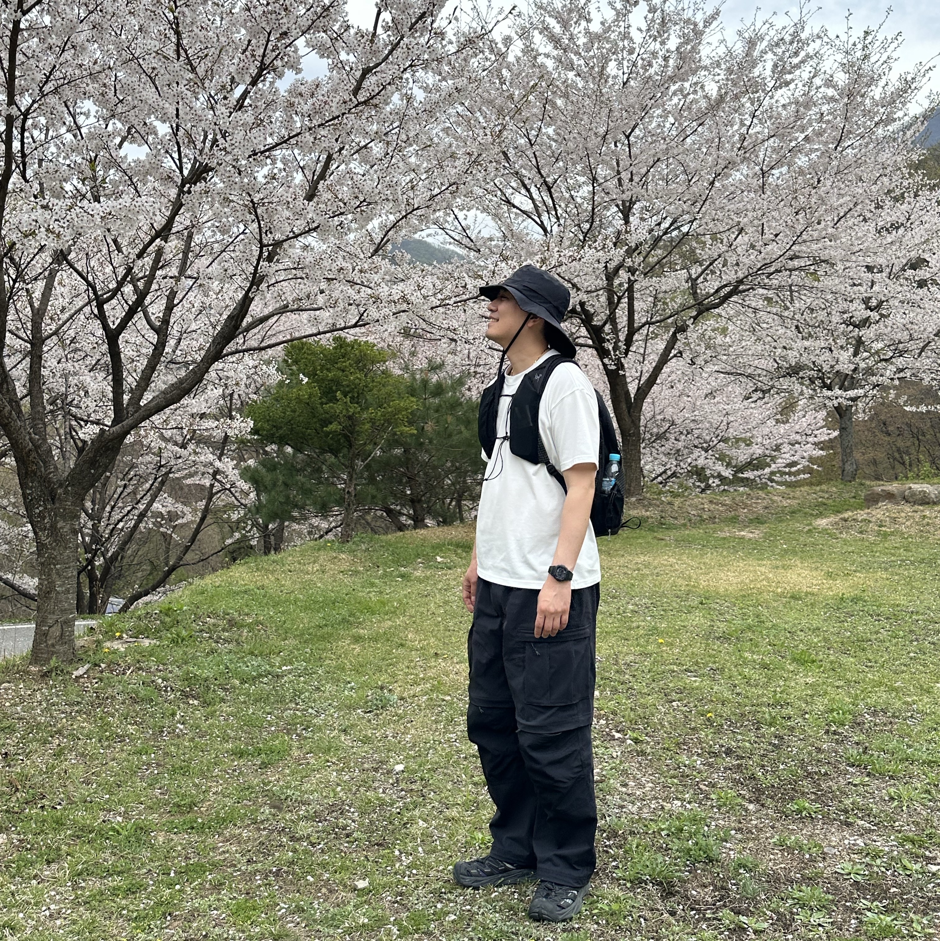 Nike ACG Smith Summit Cargo Pants Black Anthracite - US/EU, Hoka Hopara Black 착용 스타일