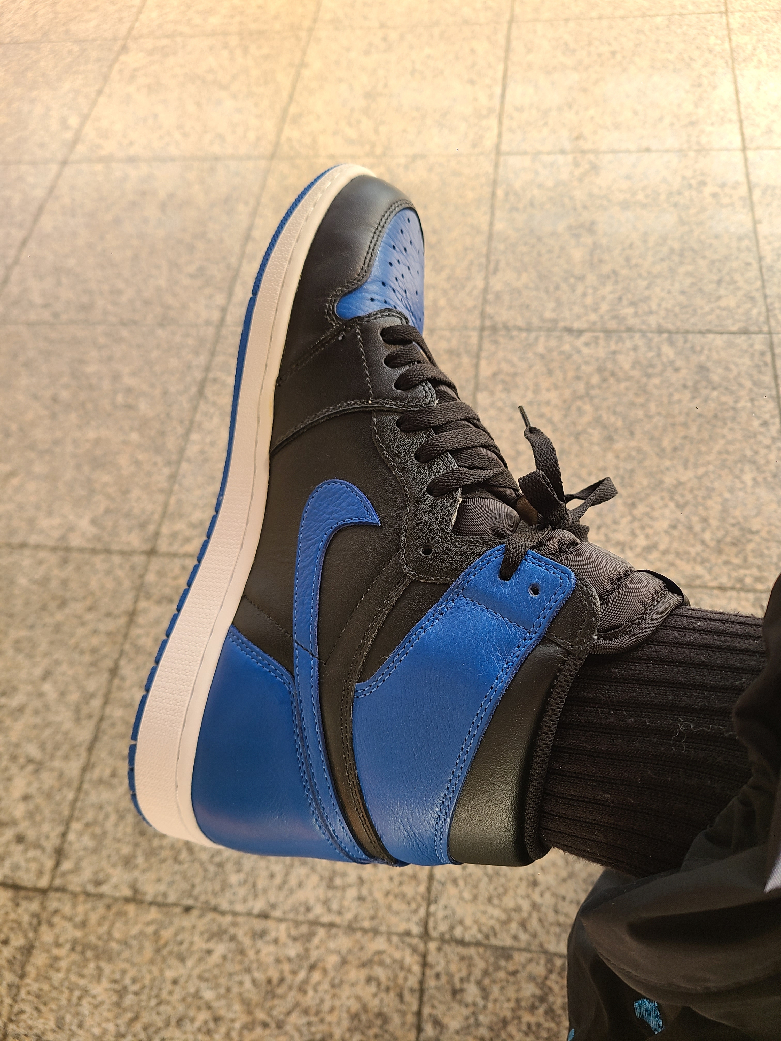Jordan 1 Retro Royal 2017 착용 스타일 - 1