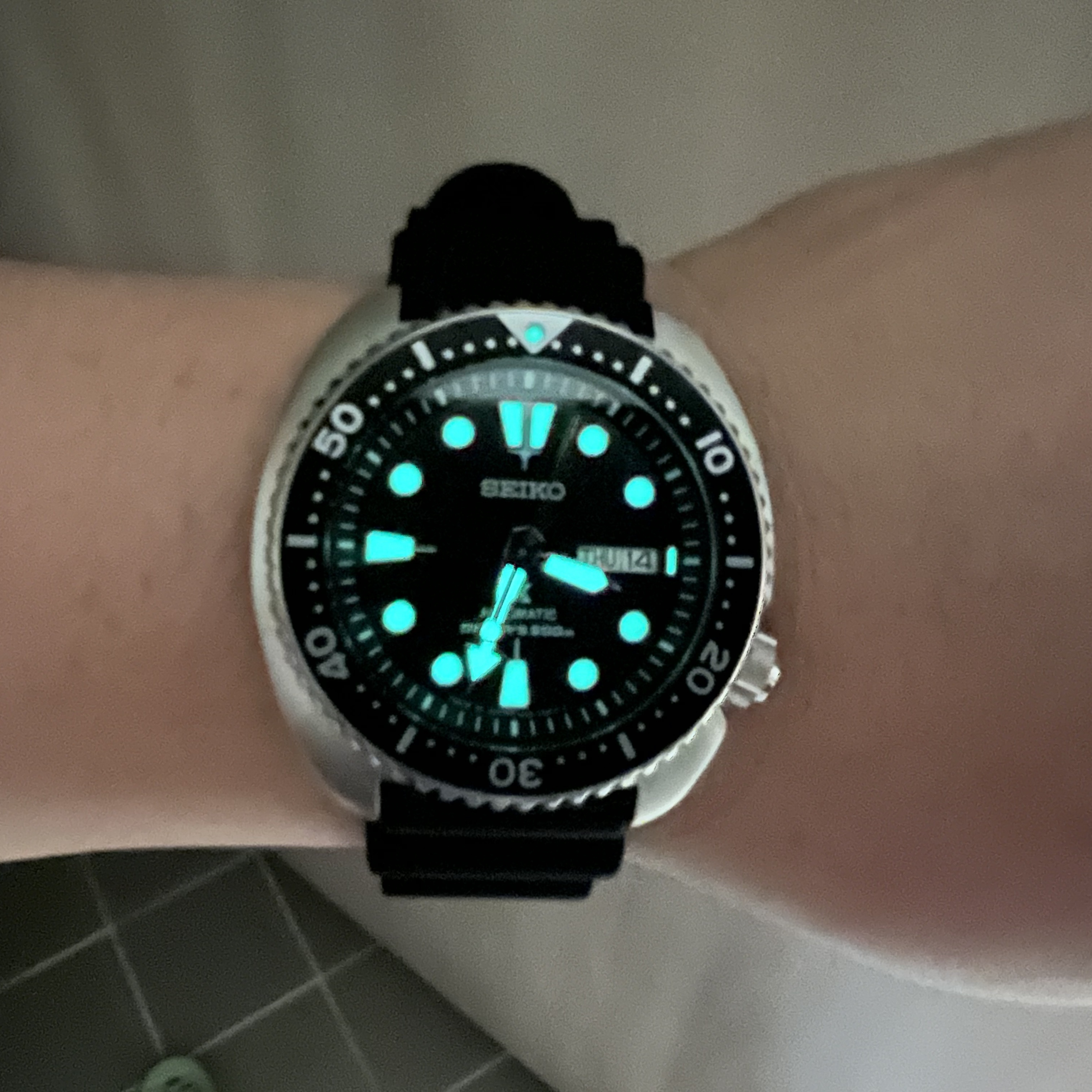 Seiko Prospex SRPE93 Black 착용 스타일 - 3