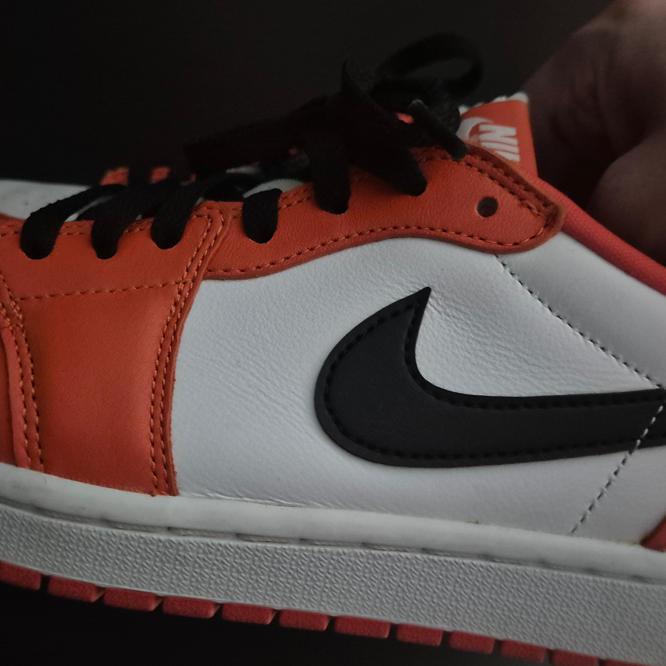 Jordan 1 Low OG Starfish 착용 스타일
