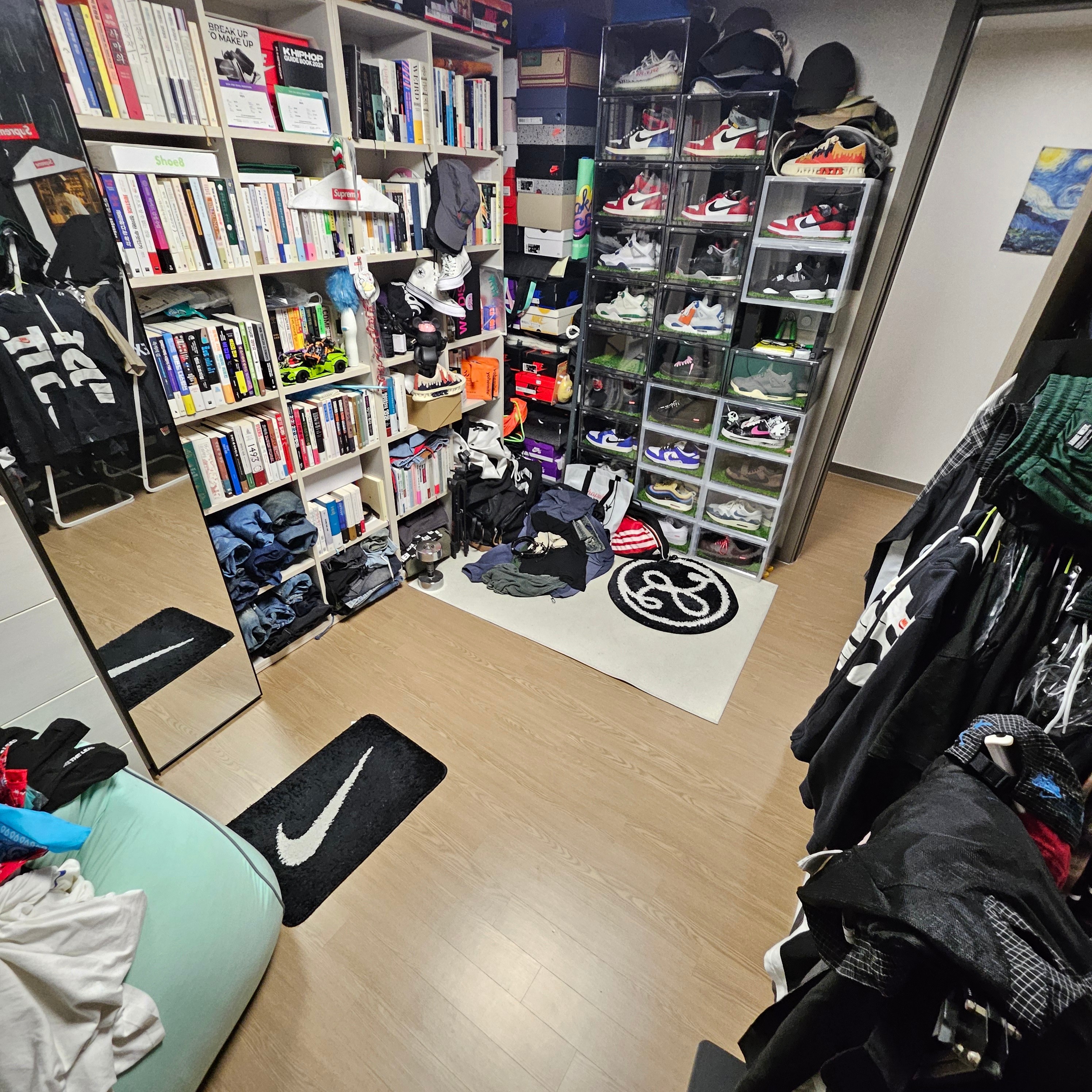 Jordan 1 x Fragment x Union LA Black and Varsity Red, Supreme Denim Camp Cap Dirty Indigo - 25FW 착용 스타일 - 2