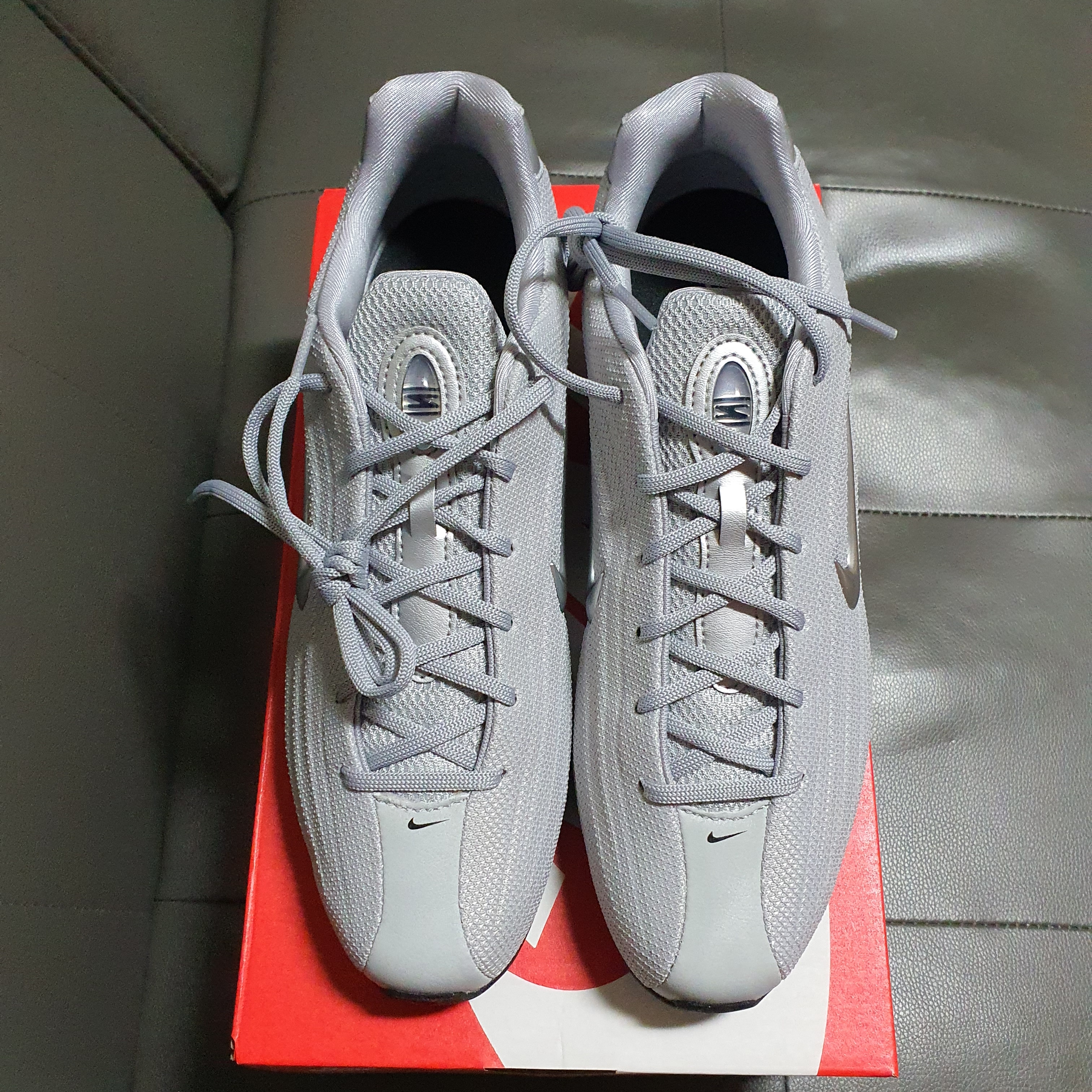 (W) Nike Shox Z Metallic Silver 착용 스타일