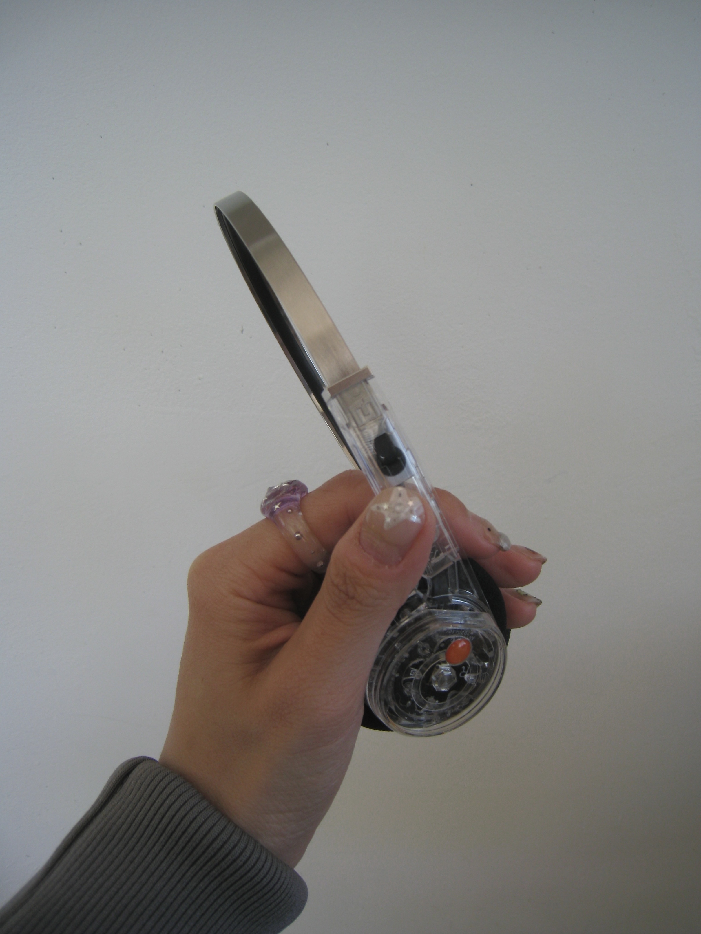 MONDO Freestyle On Ear Headphone Transparent 착용 스타일 - 3
