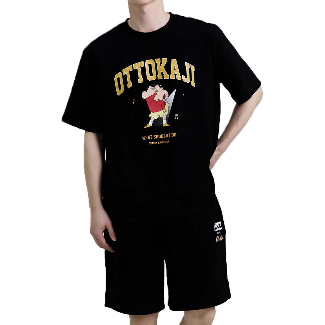 댄꼼마 X 짱구 오또카지 반팔 티셔츠 (블랙)(DANCOMMA x Crayon Shin-chan ‘Ottokaji’ Short Sleeve T-Shirt (Black)) - 5