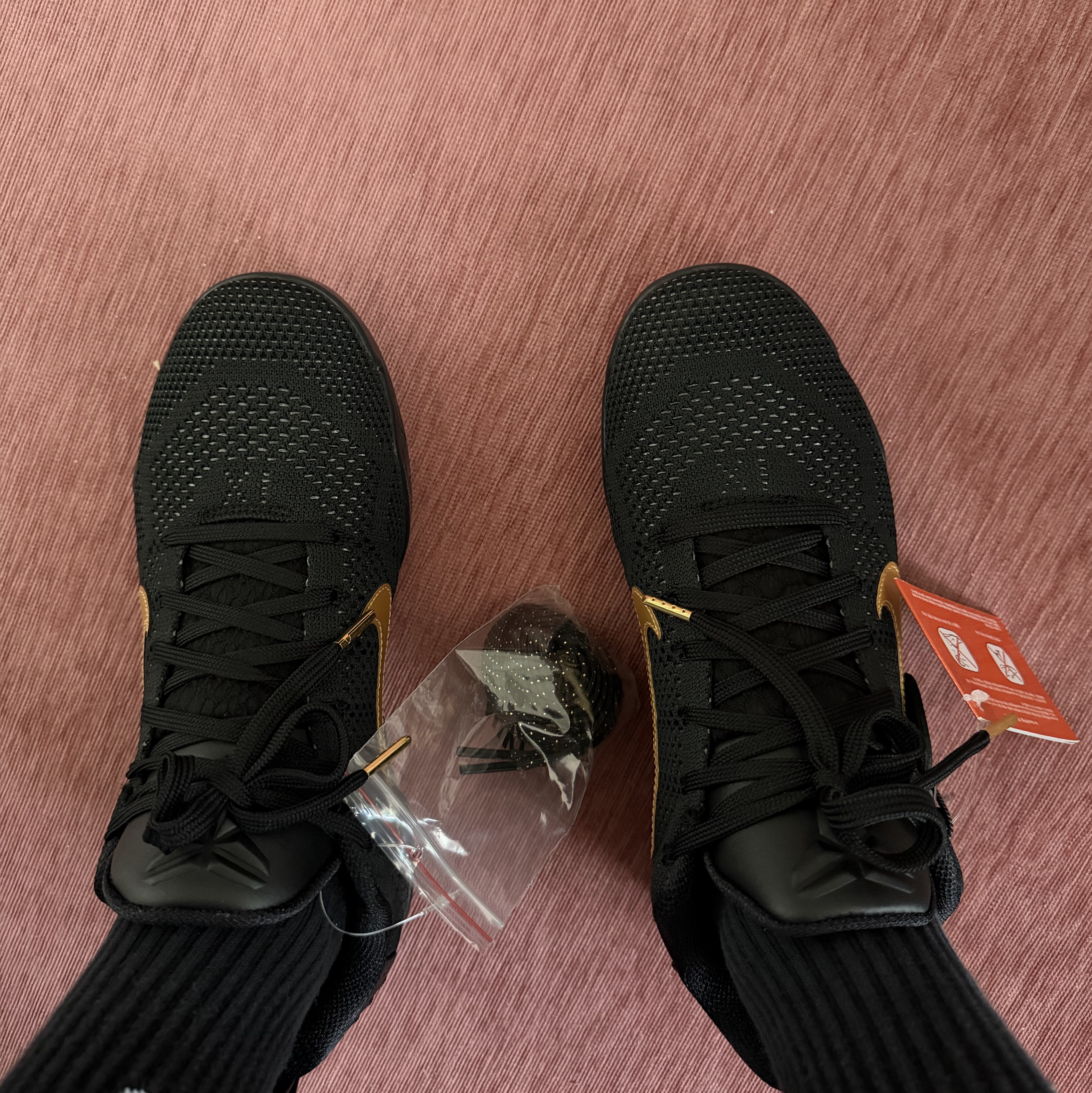 Kobe 11 Elite Protro Fade to Black 착용 스타일 - 5