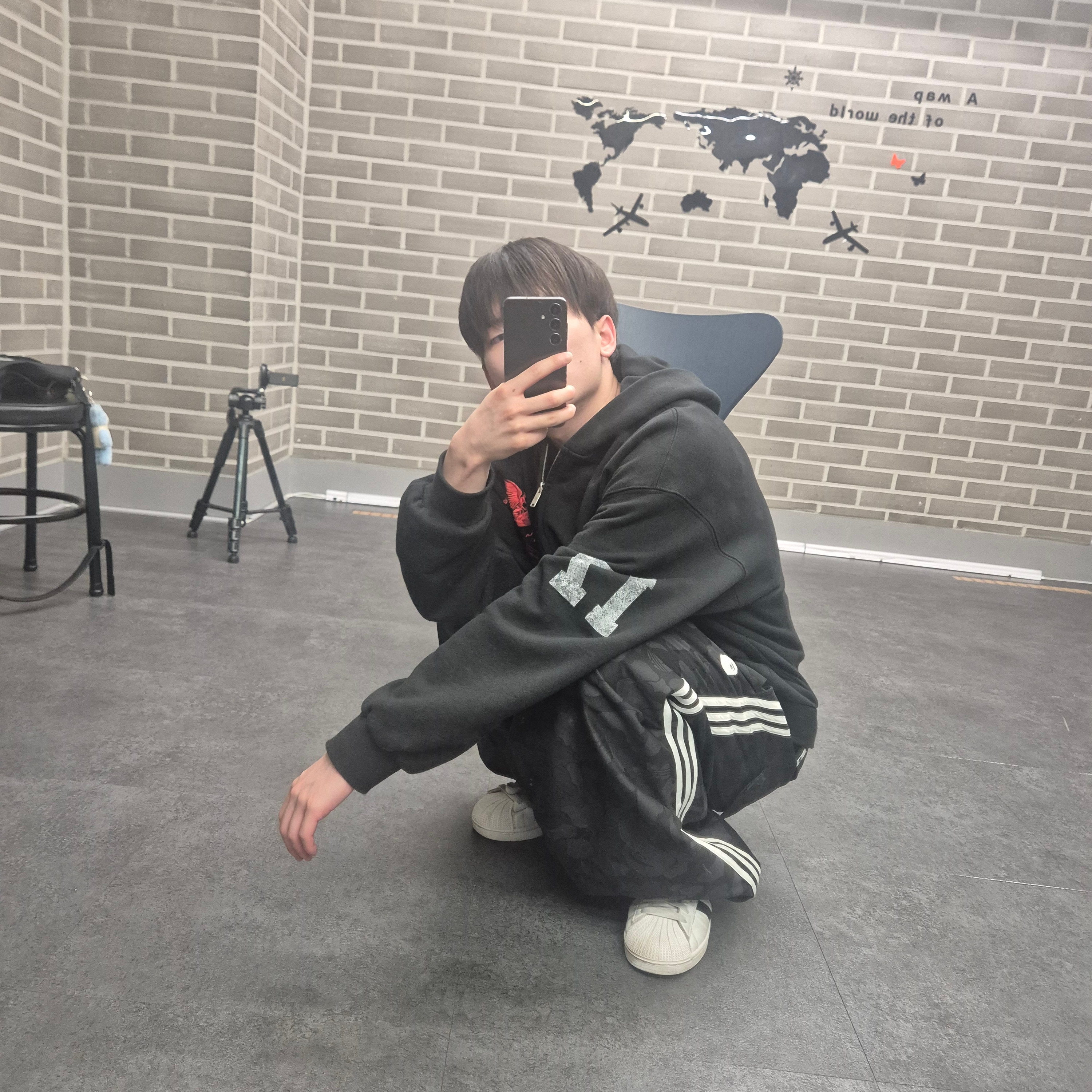 Adidas x BAPE Jacquard Pants Black - KR Sizing, Adidas x BAPE Jacquard Pants Black - US Sizing 착용 스타일 - 1