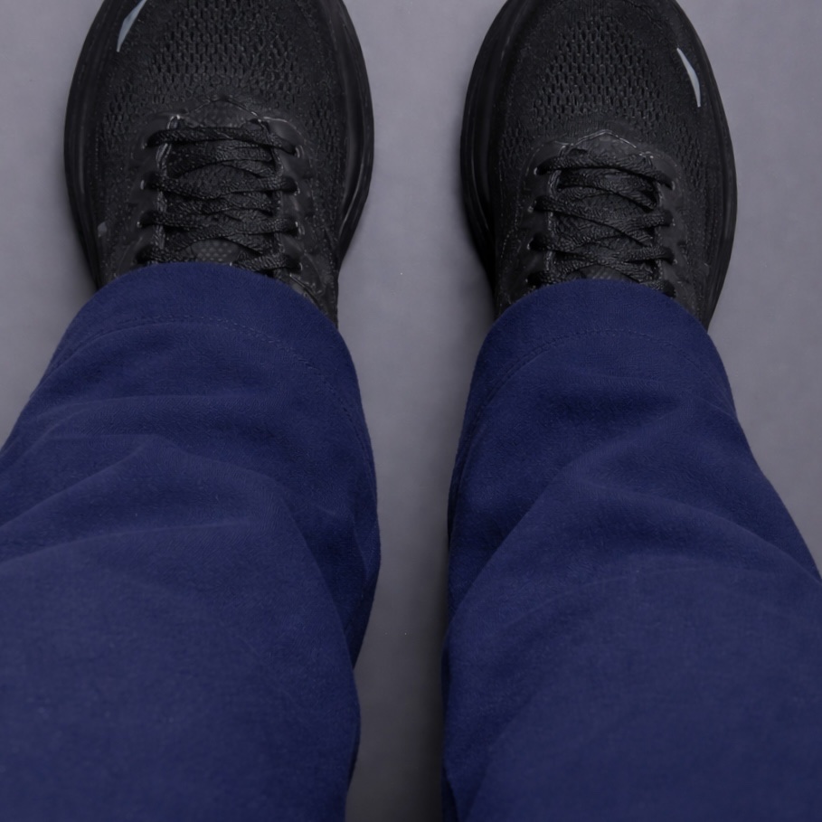 Hoka Bondi 9 Wide Black Black - 26SS 착용 스타일