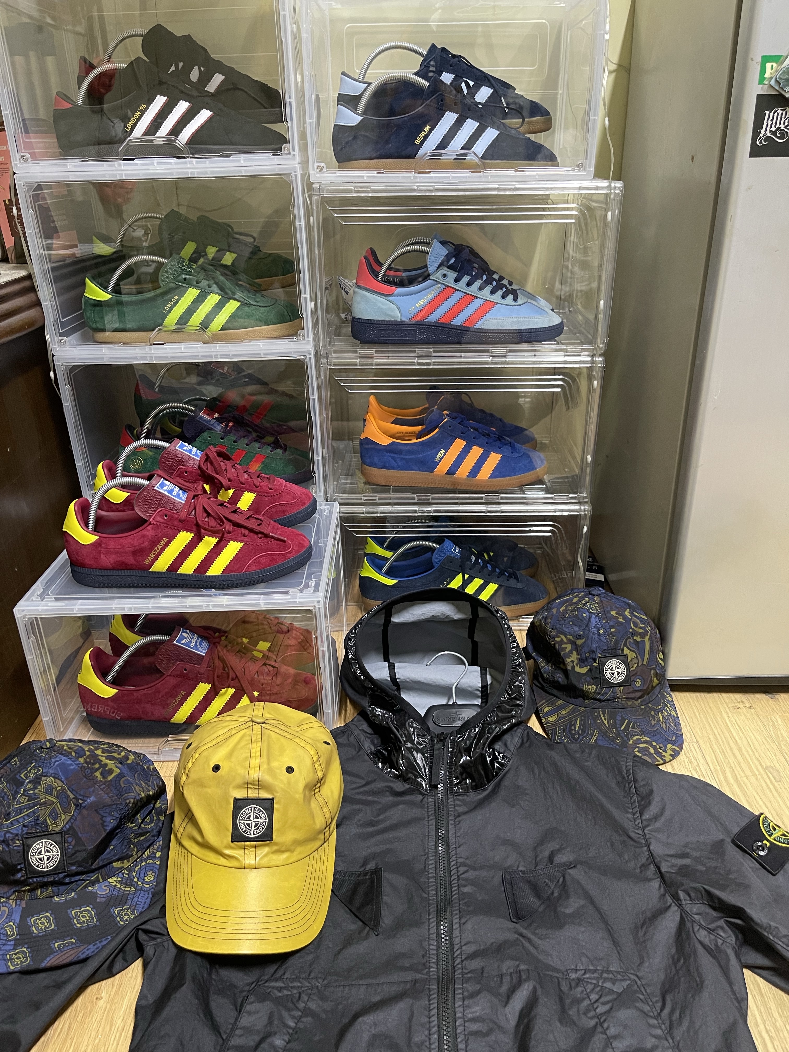 Adidas London 96 Core Black Cloud White, Adidas Warszawa Spezial Noble Maroon 착용 스타일