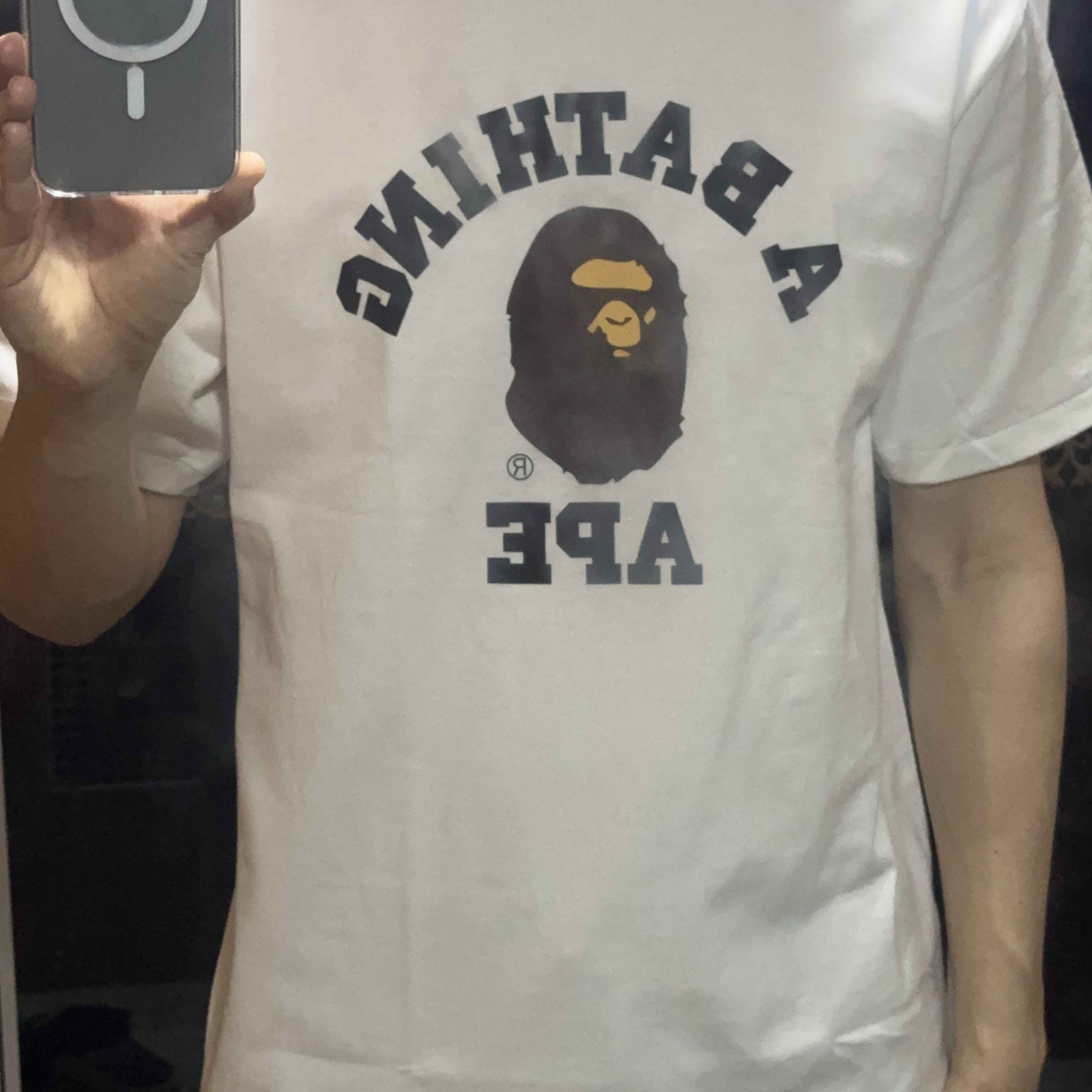 BAPE College T-Shirt White 착용 스타일