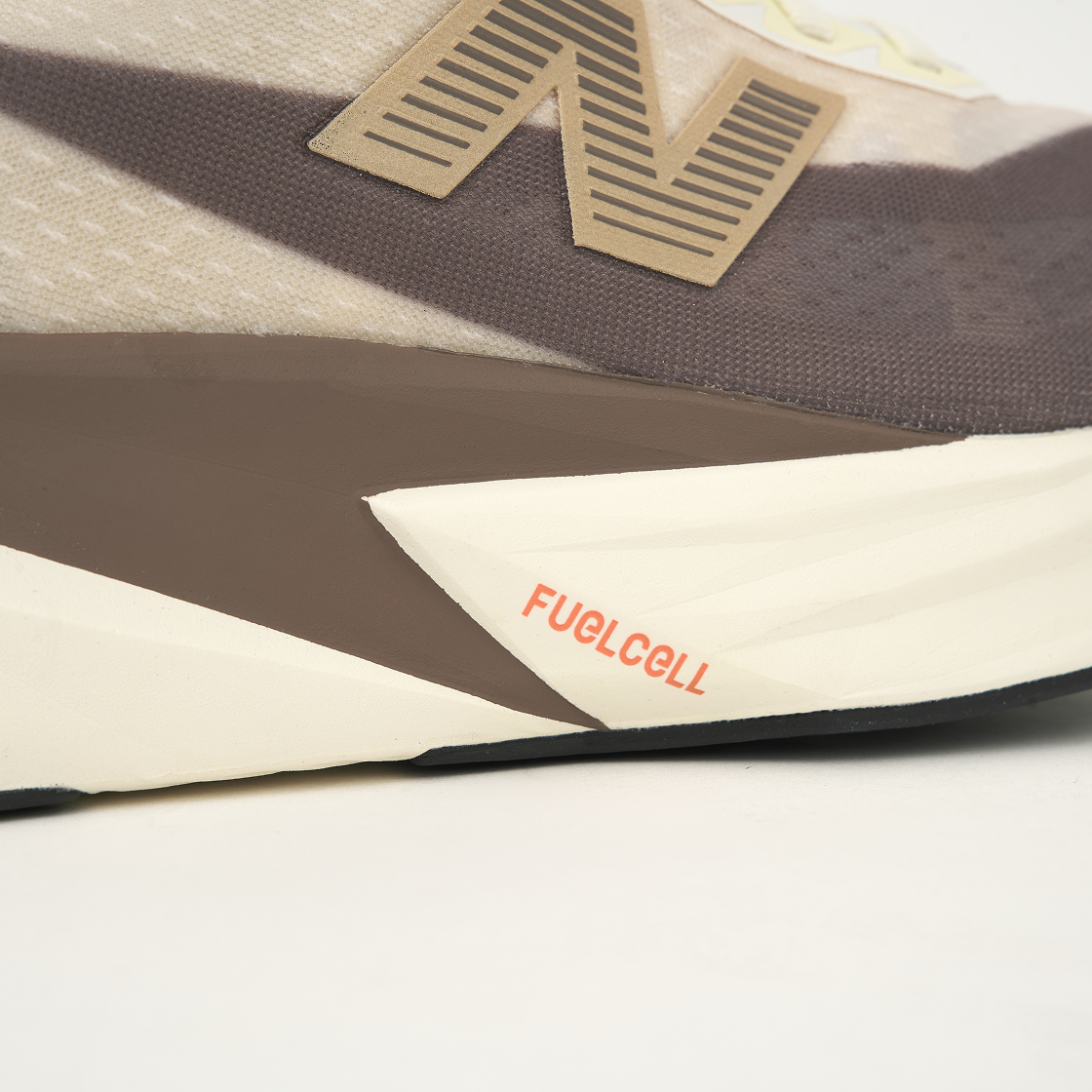 뉴발란스 퓨어셀 레벨 v5 앙고라 어스 쉐도우 씨 솔트 - D 스탠다드(New Balance FuelCell Rebel v5 Angora Earth Shadow Sea Salt - D Standard) - 8