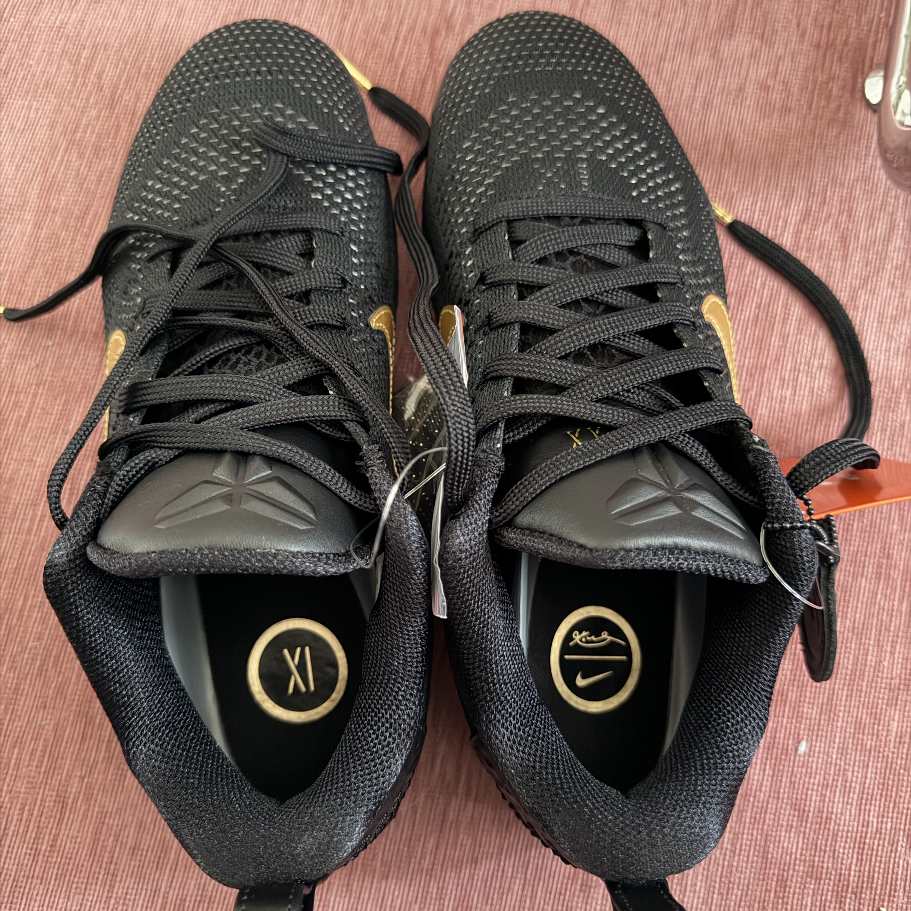 Kobe 11 Elite Protro Fade to Black 착용 스타일 - 7