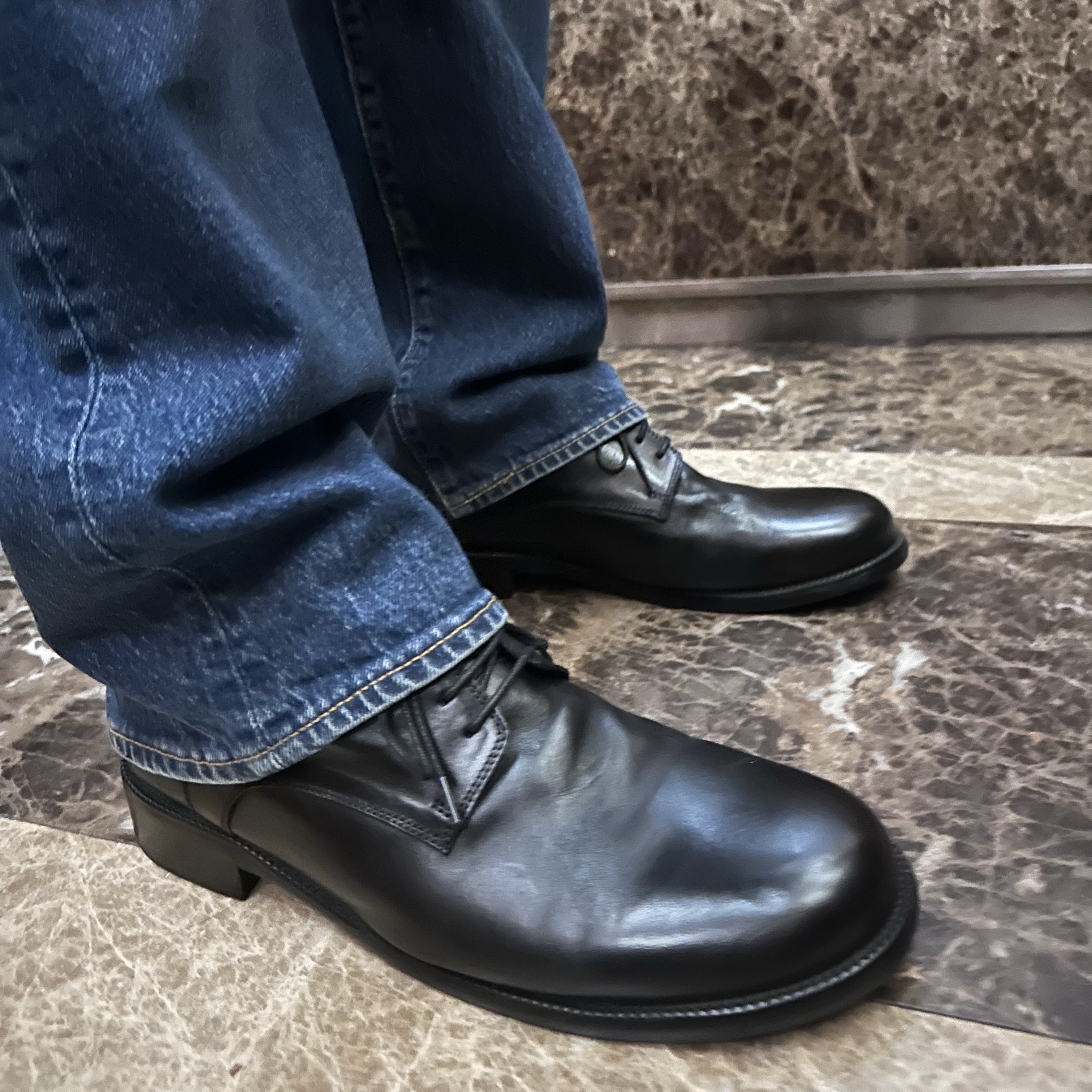 Stussy SS Link Cowboy Belt Black, Yase Cowhide Comfort Derby Shoes Brown 착용 스타일 - 2