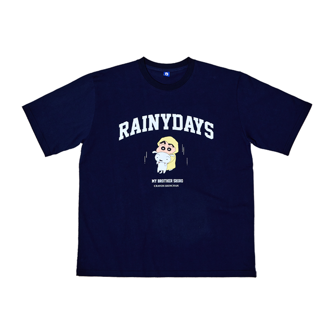댄꼼마 X 짱구 비오는날 반팔 티셔츠 (네이비)(DANCOMMA x Crayon Shin-chan Rainy Day Short Sleeve T-Shirt (Navy))