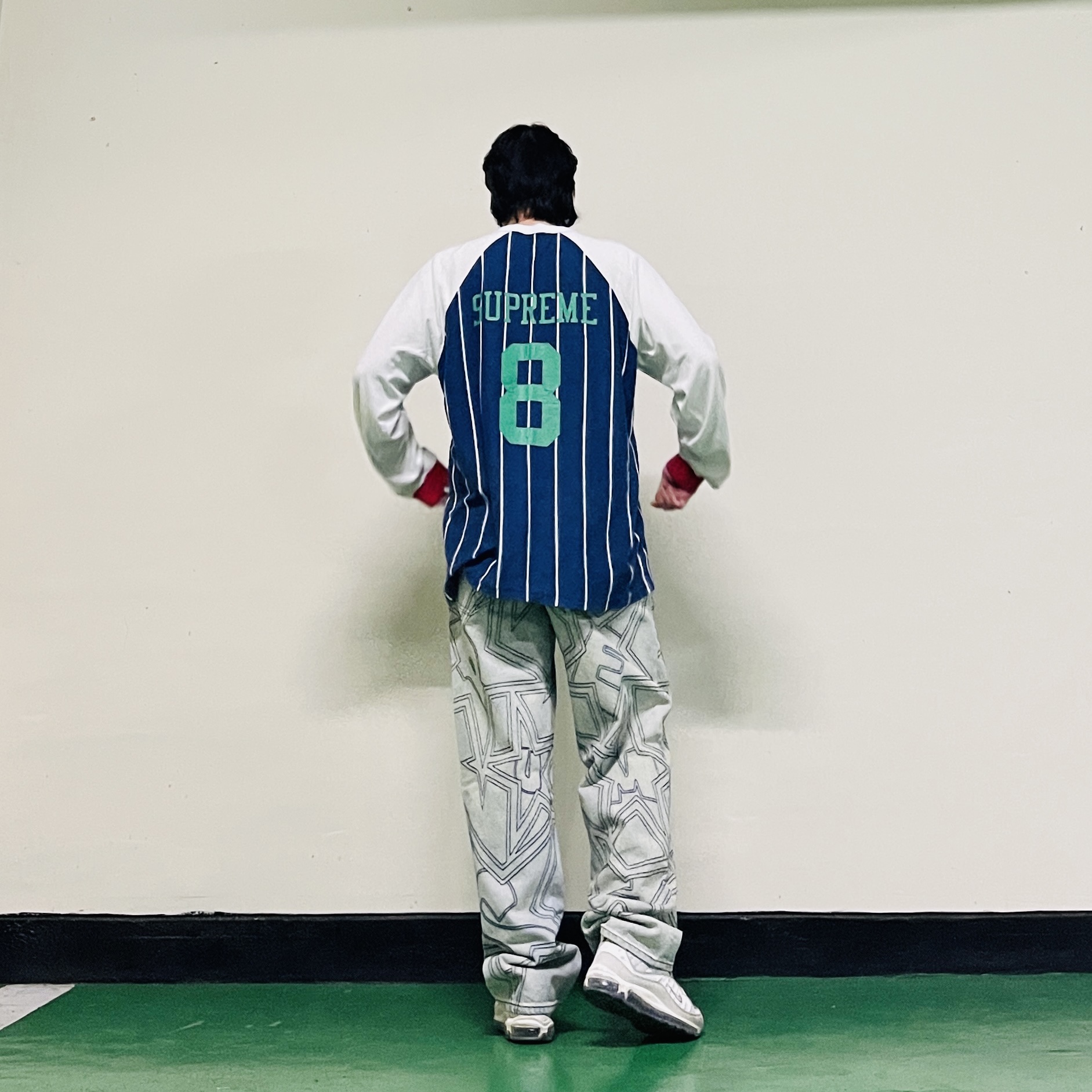 Nike Air Max 98 Summit White, Supreme Stars Topstitch Baggy Jeans Dirty - 25SS 착용 스타일 - 3