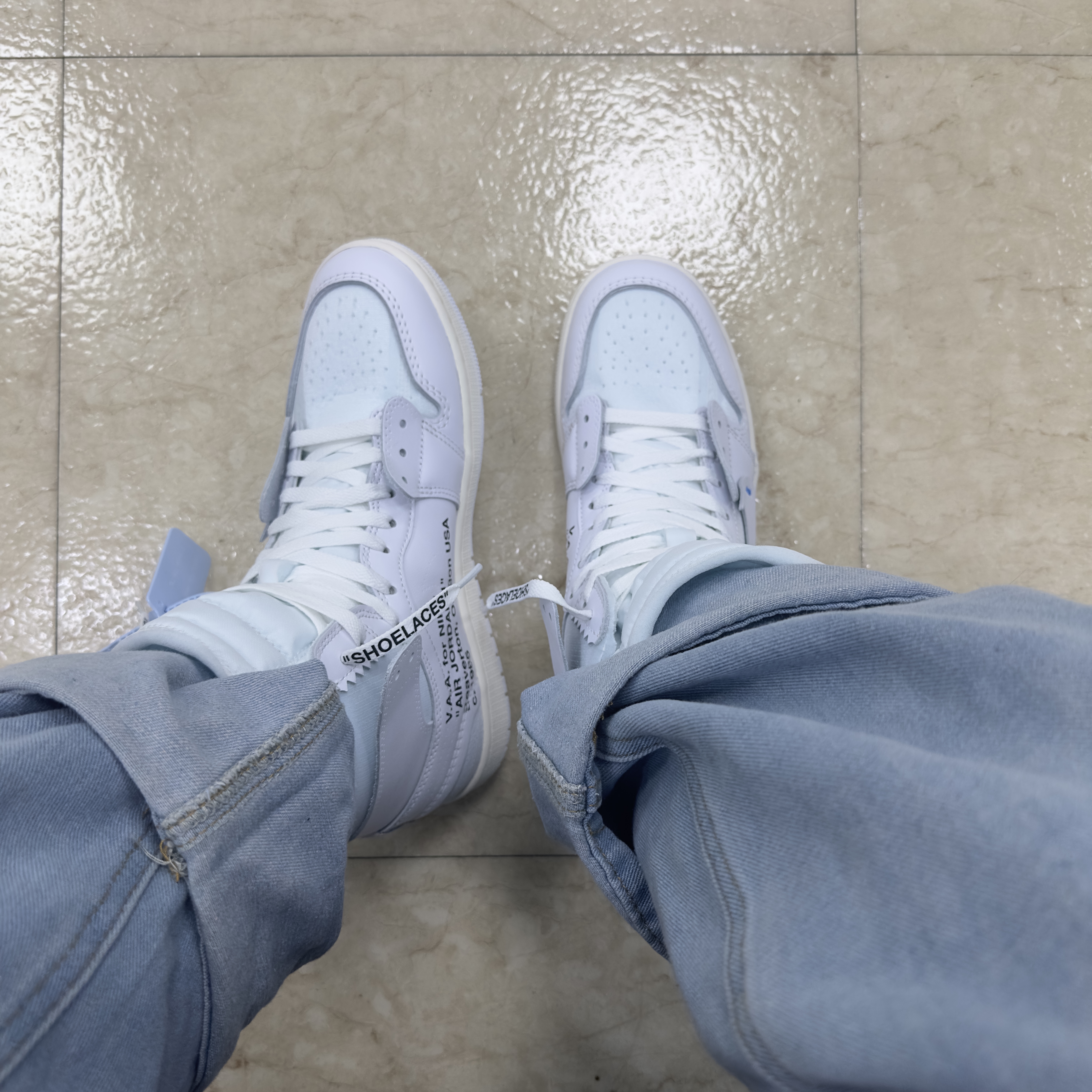 Jordan 1 x Virgil Abloh Archive Retro High Alaska White 착용 스타일 - 1