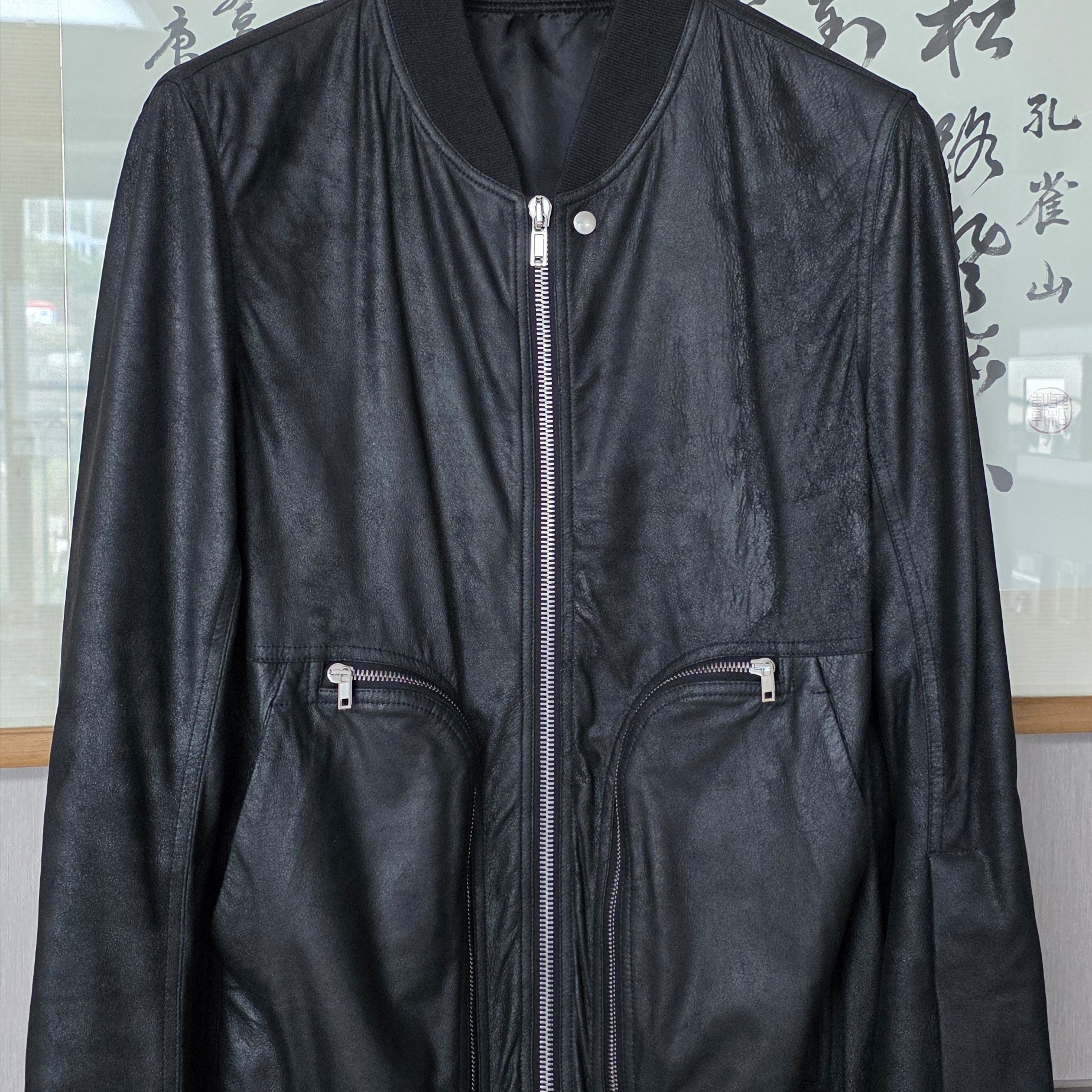 Rick Owens Bauhaus Flight Bomber Jacket Black 착용 스타일 - 2