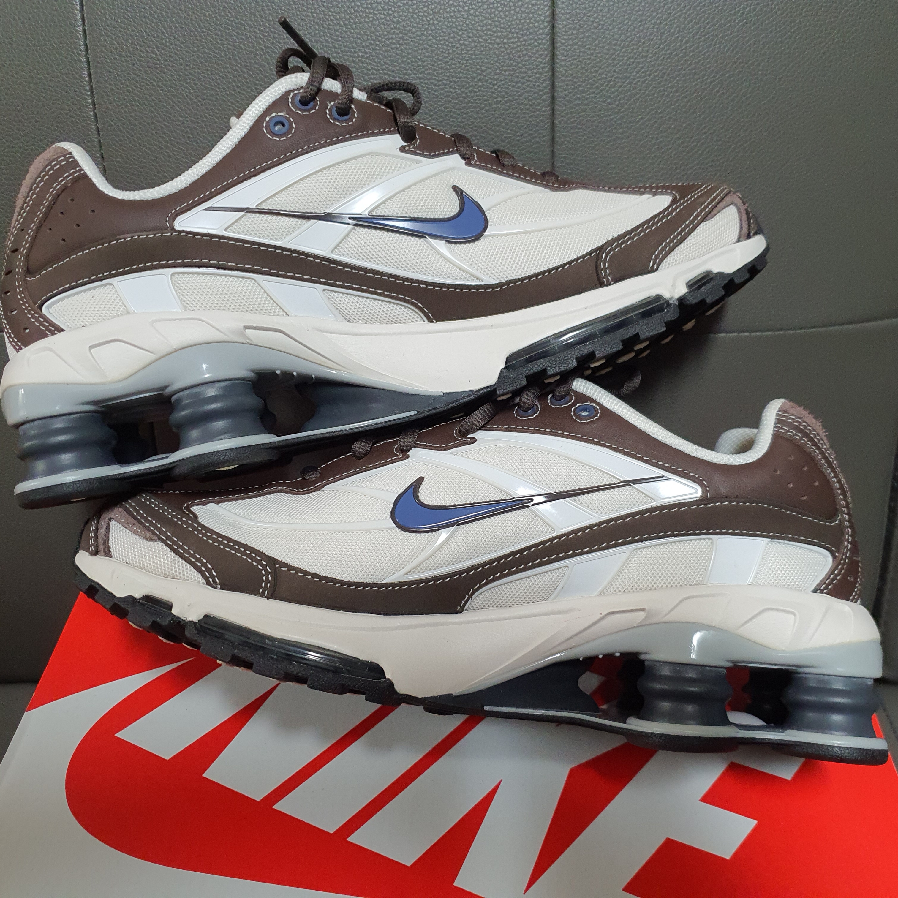 Nike Shox Ride 2 Baroque Brown Diffused Blue 착용 스타일