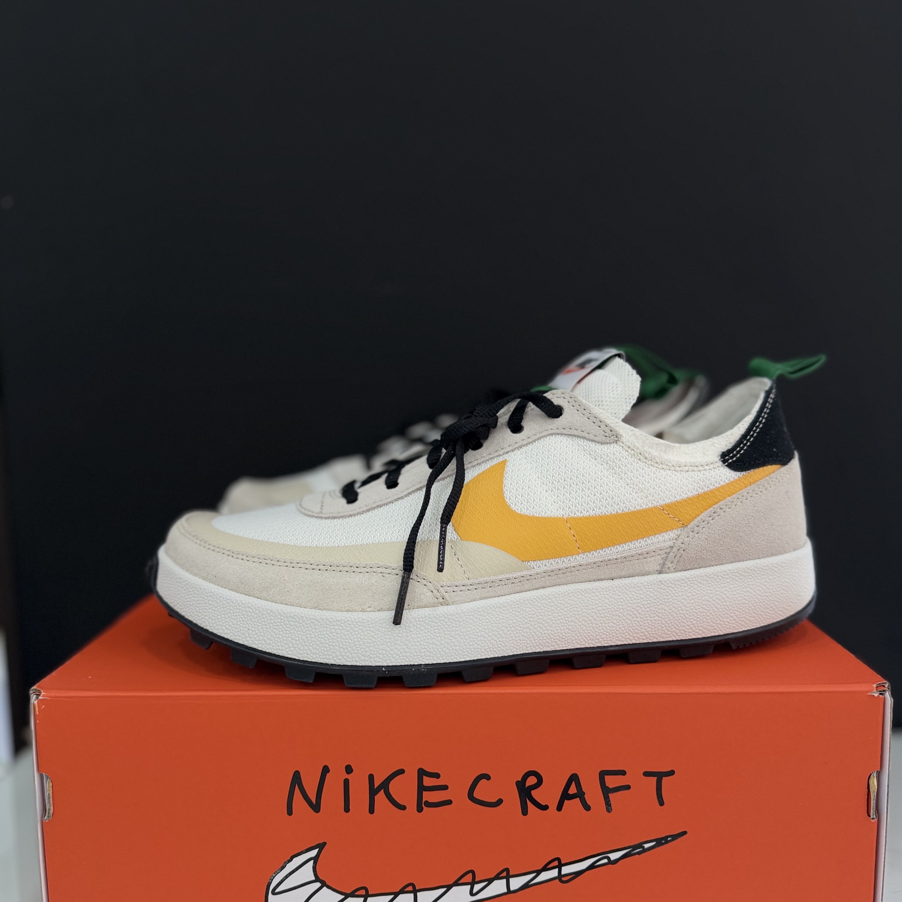 Nike x Tom Sachs General Purpose Shoe Pine Green University Gold 착용 스타일 - 1