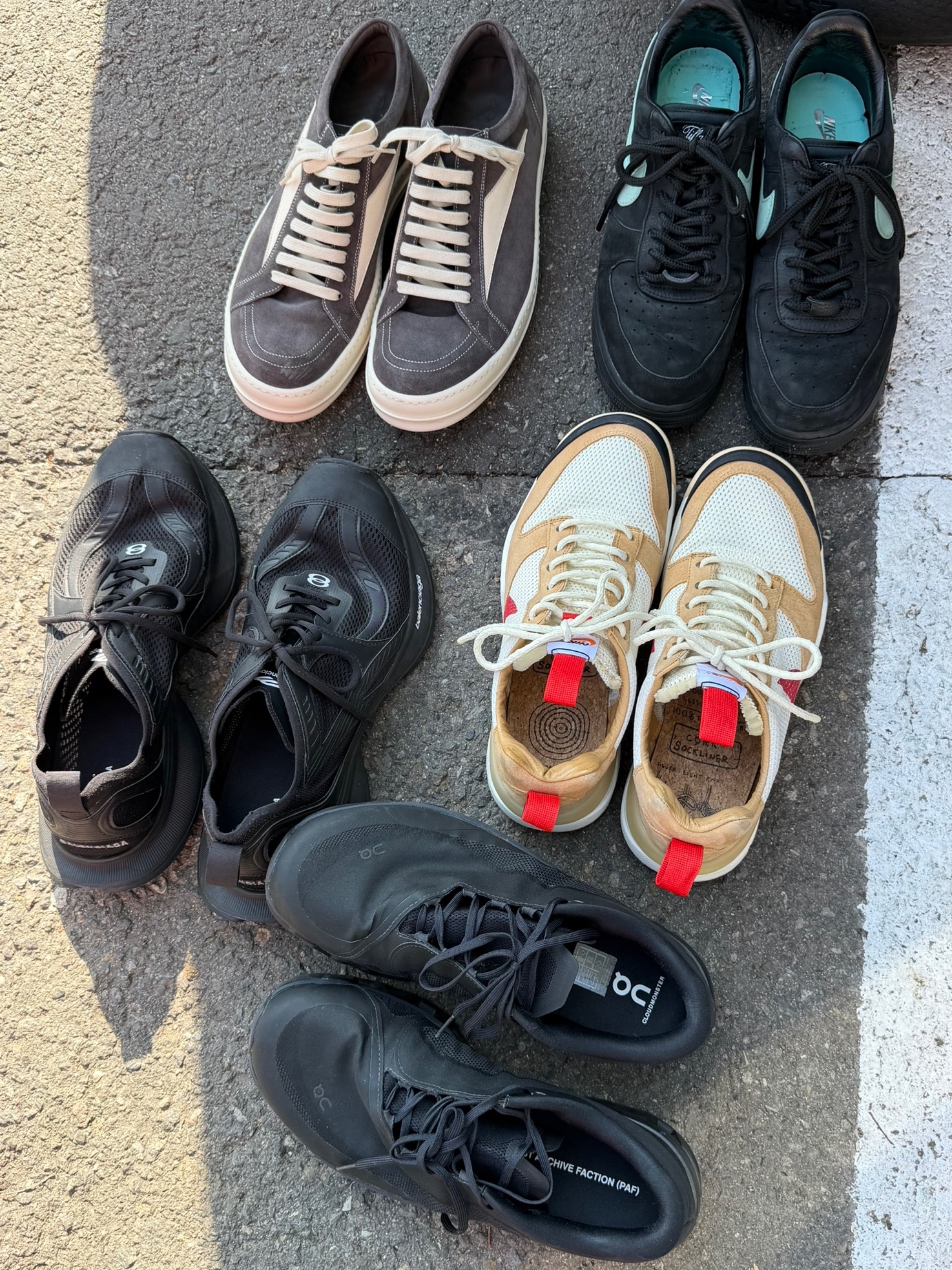 Nike x Tom Sachs Mars Yard Shoe 3.0 Space Camp, Nike x Tiffany & Co. Air Force 1 Low SP 1837 착용 스타일