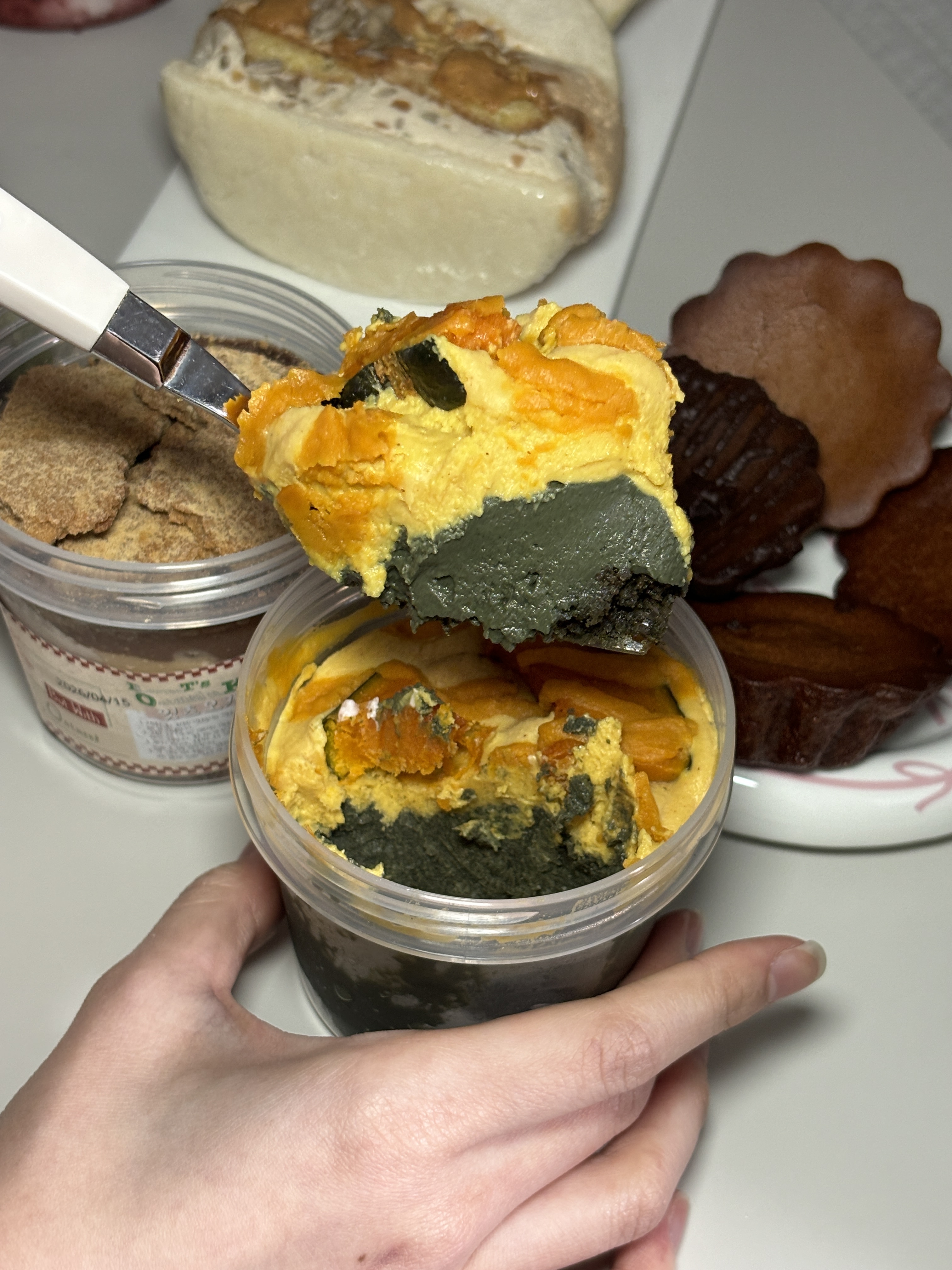[KREAM 단독] EATFORREST Butter Ttok (4PCS) Variety 4 Type Set, [KREAM 단독] EATFORREST Basque Cheesecake Cup Set 착용 스타일 - 9
