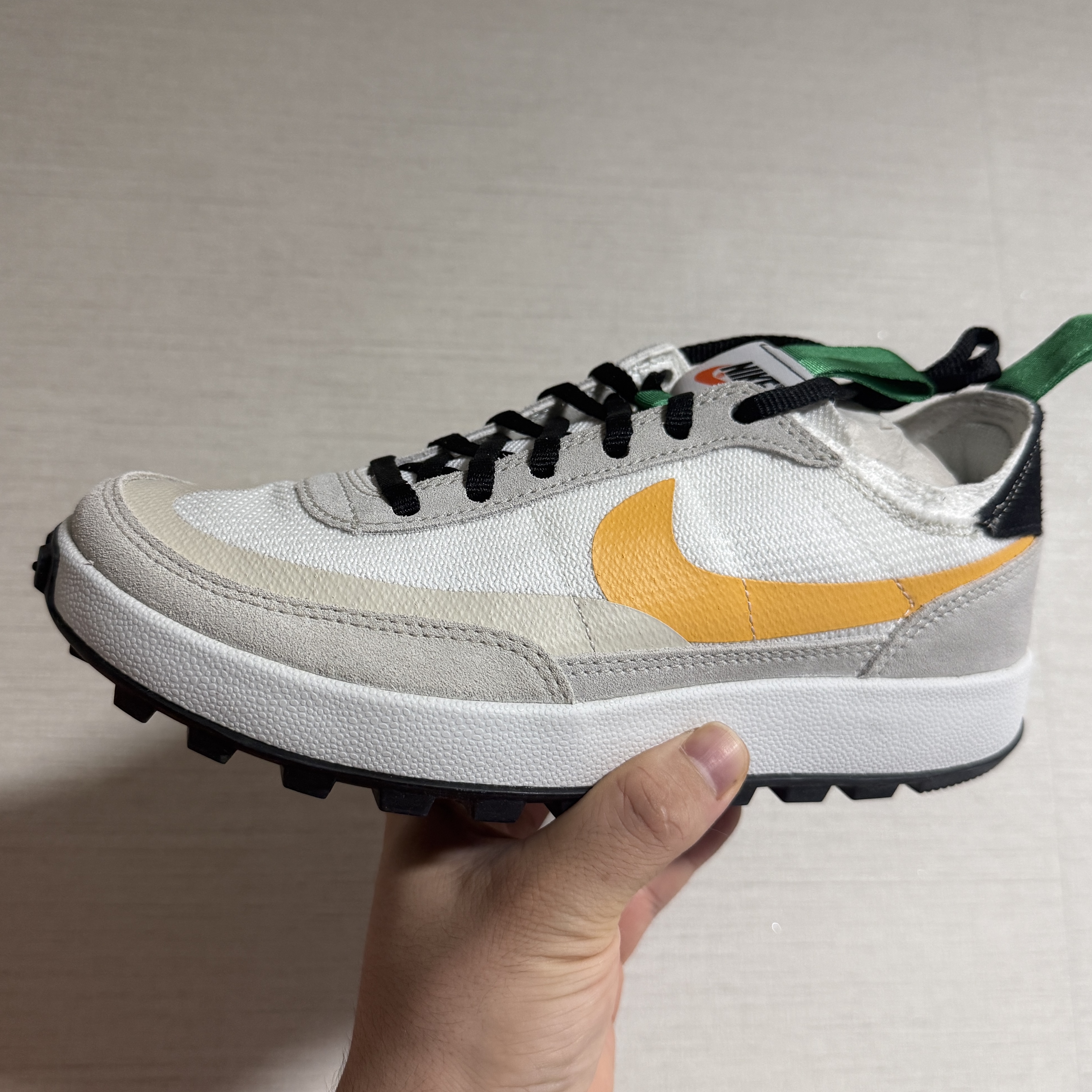 Nike x Tom Sachs General Purpose Shoe Pine Green University Gold 착용 스타일
