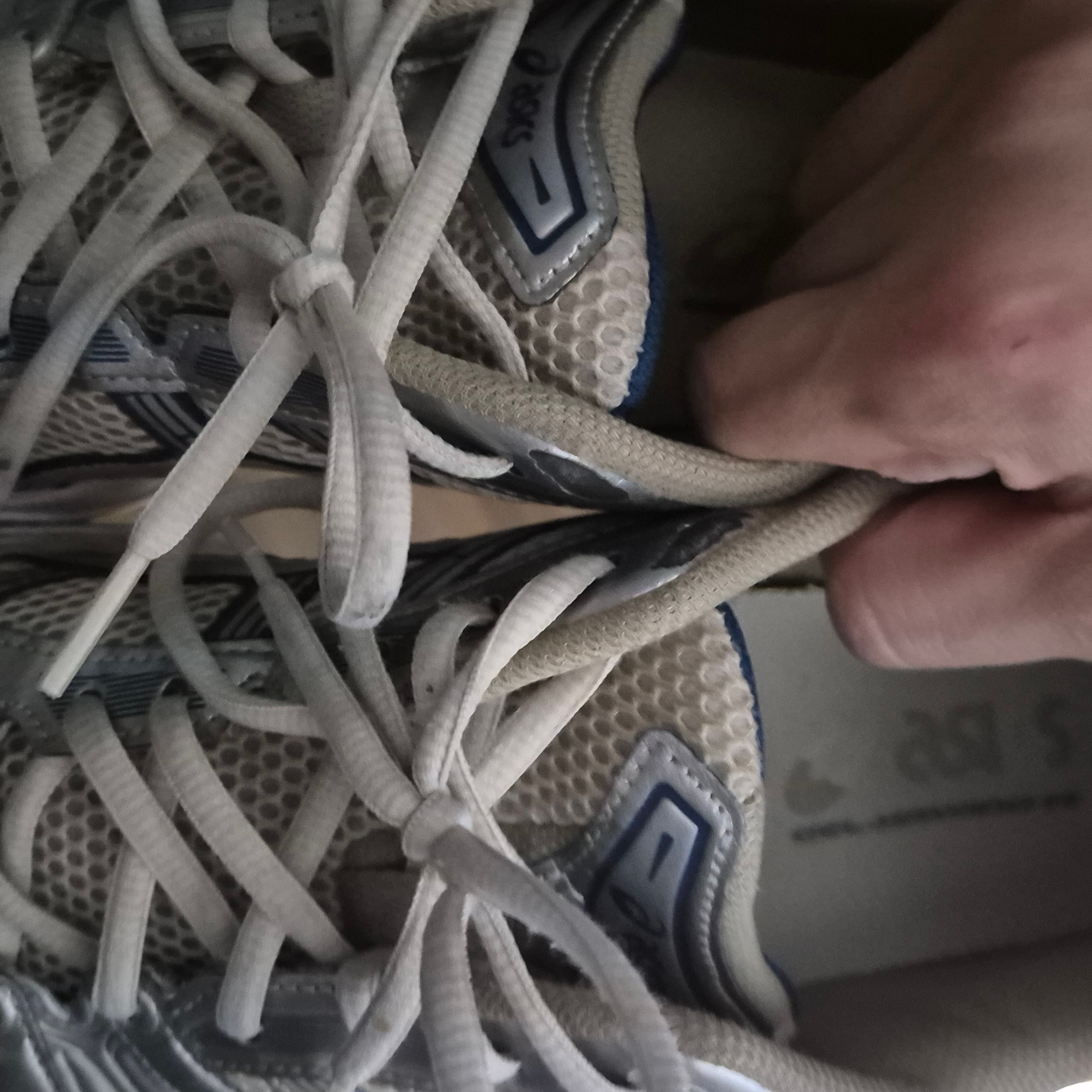 Asics Gel-Kayano 14 Cream Pure Silver 착용 스타일