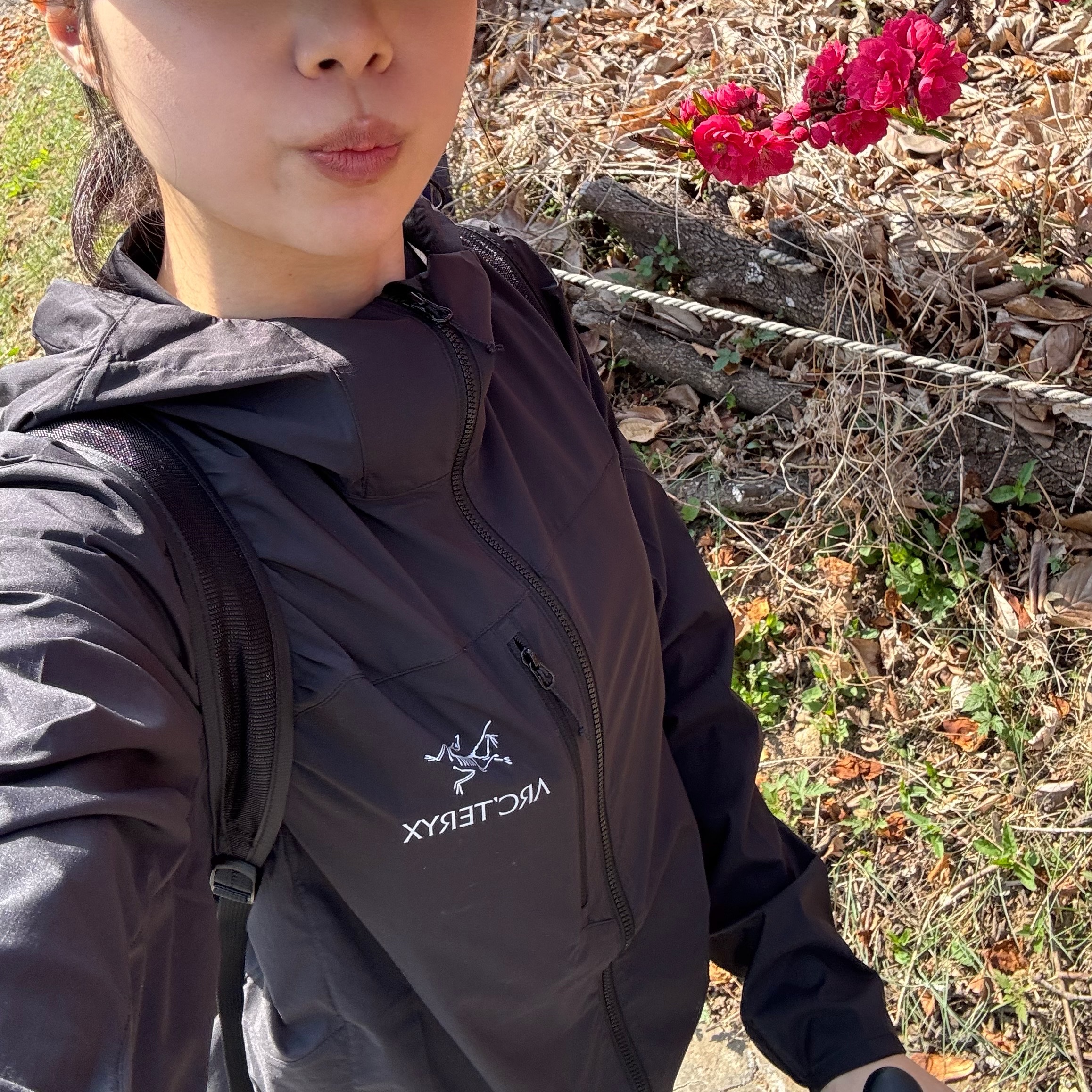 Arc'teryx Squamish Hoody Black 착용 스타일 - 2