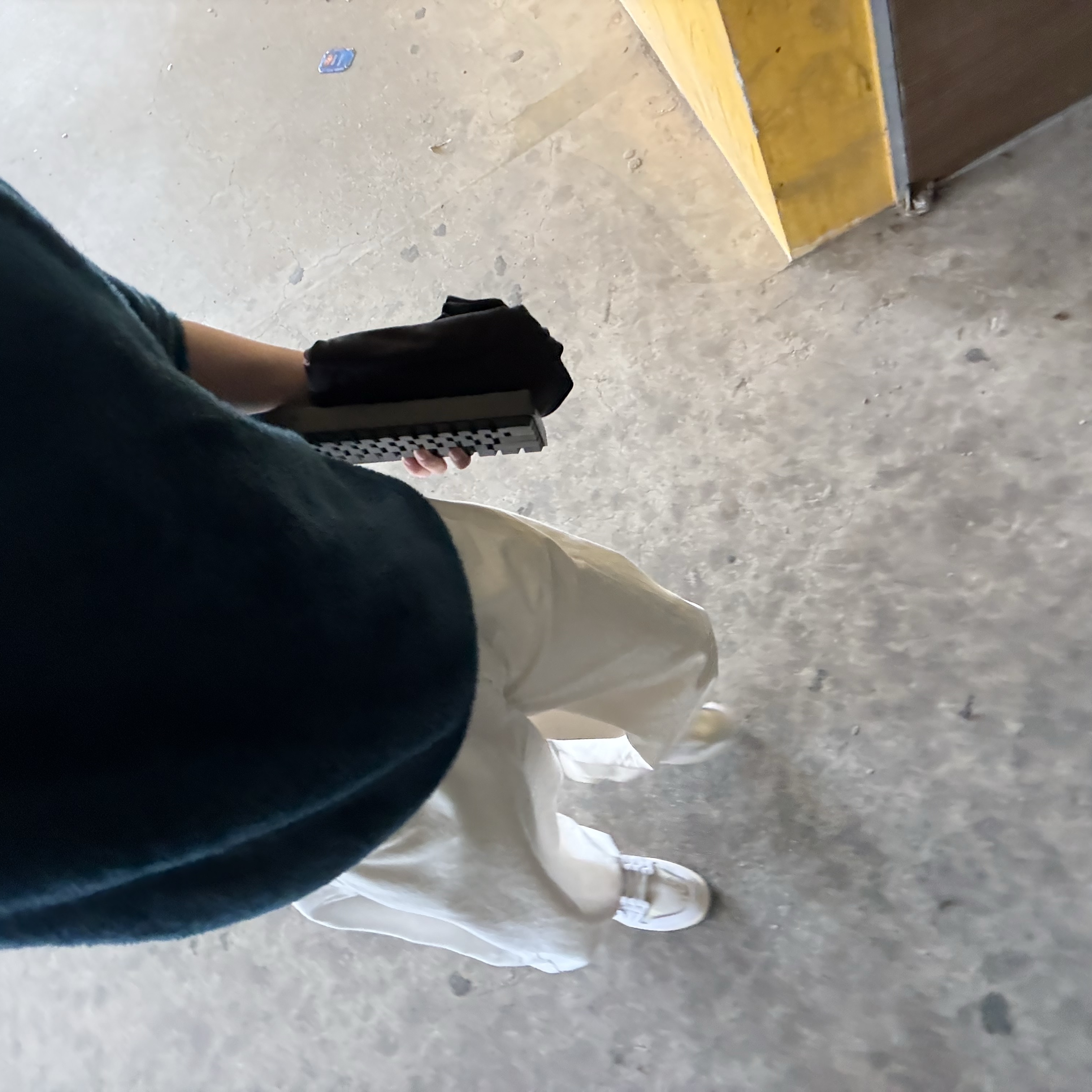 Jordan 1 x Off-White Retro High White, Casio A-158WA-1 착용 스타일