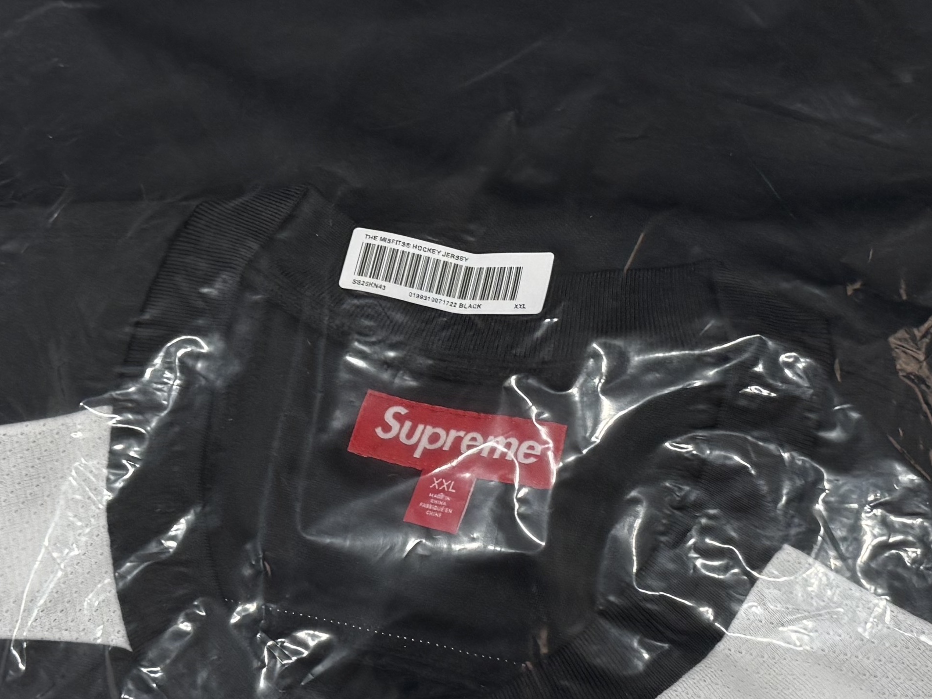 Supreme x The Misfits Hockey Jersey Black - 26SS 착용 스타일 - 4