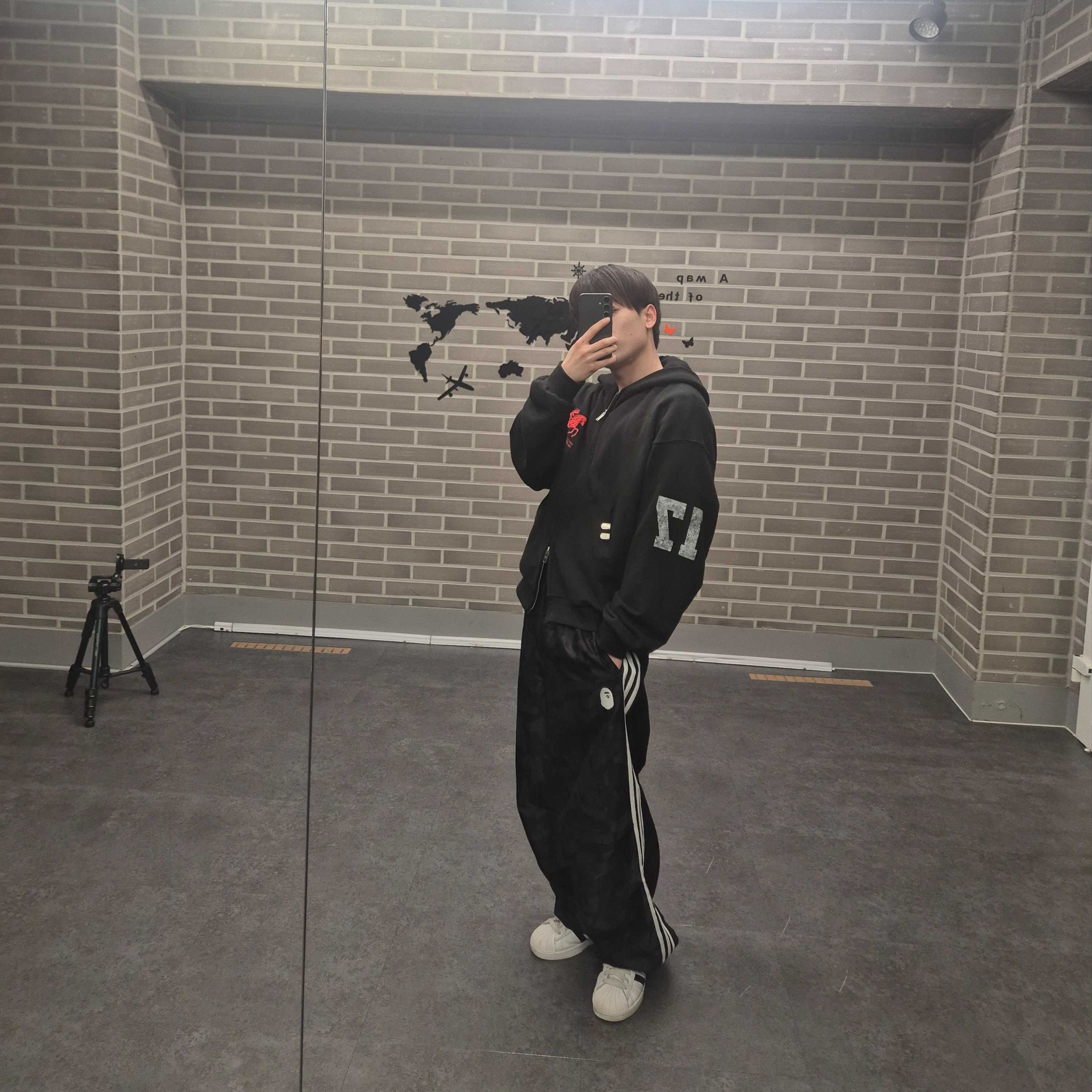 Adidas x BAPE Jacquard Pants Black - KR Sizing, Adidas x BAPE Jacquard Pants Black - US Sizing 착용 스타일 - 6