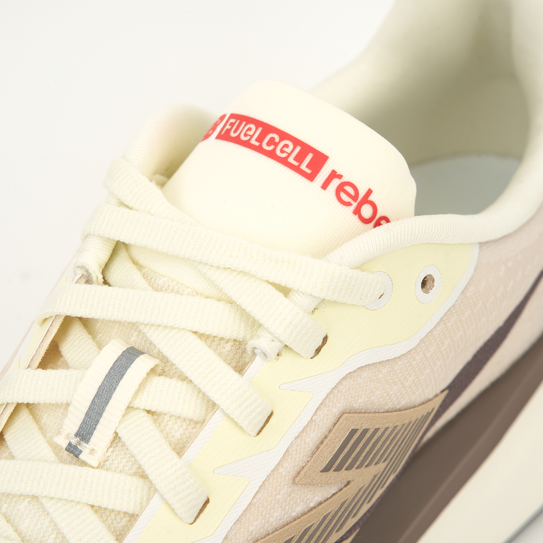 뉴발란스 퓨어셀 레벨 v5 앙고라 어스 쉐도우 씨 솔트 - D 스탠다드(New Balance FuelCell Rebel v5 Angora Earth Shadow Sea Salt - D Standard) - 7