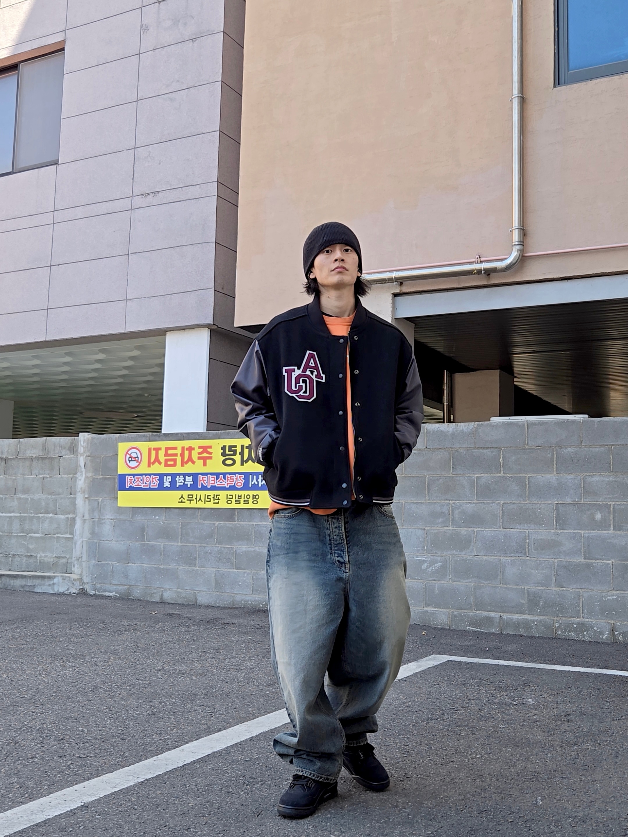Undermycar Mu.26 Anti Fxxking Logo Play Brush Washed Wide Jeans Oil Blue 착용 스타일 - 4