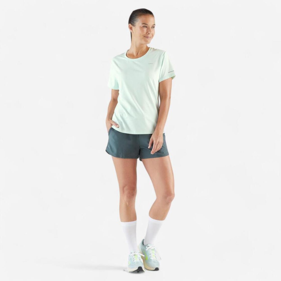 데카트론 여성 3인치 러닝 경량 쇼츠 런 드라이 500 스모크 그린(DECATHLON Women's 3-inch Running Lightweight Shorts Run Dry 500 Smoke Green) - 2