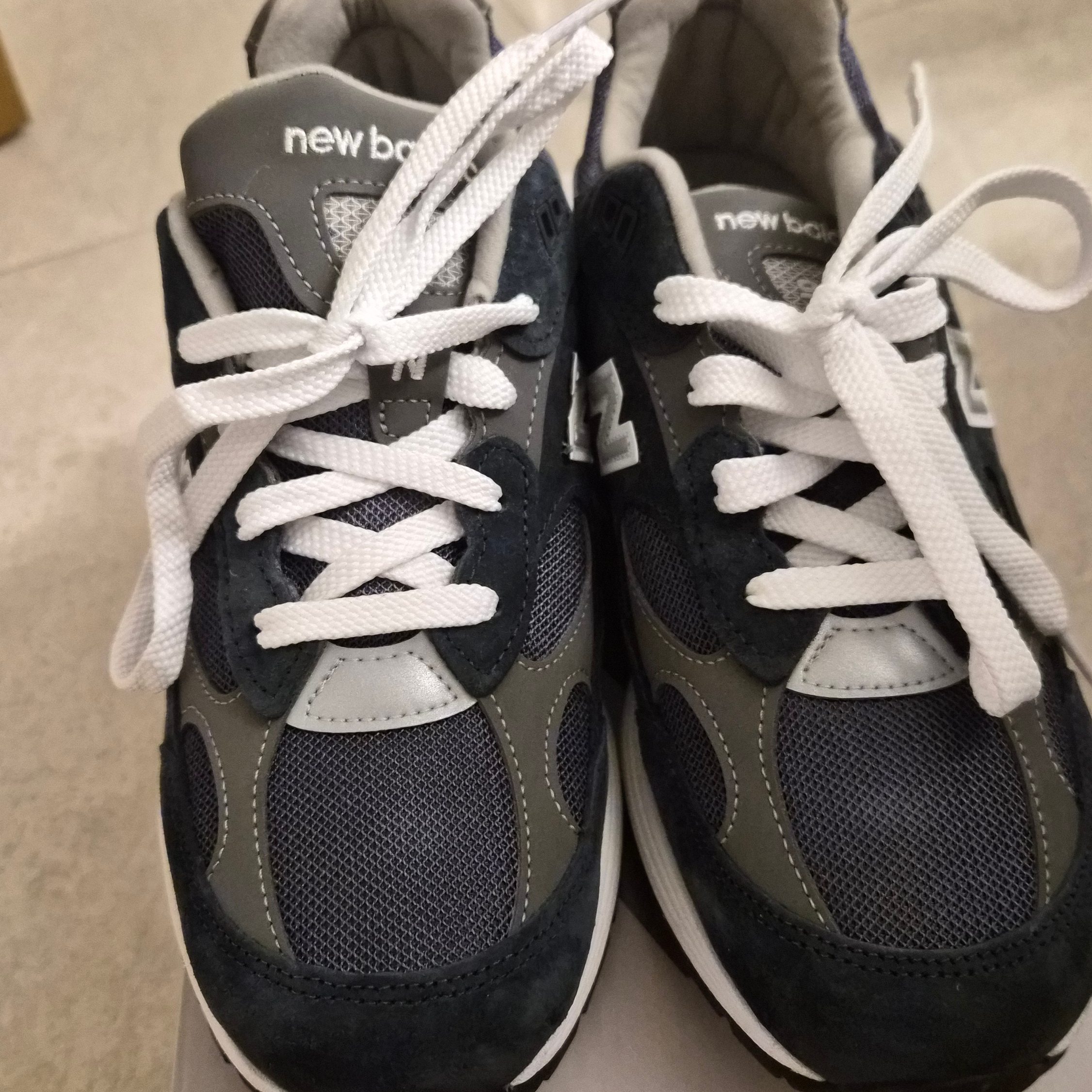 New Balance 992 Made in USA Core Navy 착용 스타일 - 2