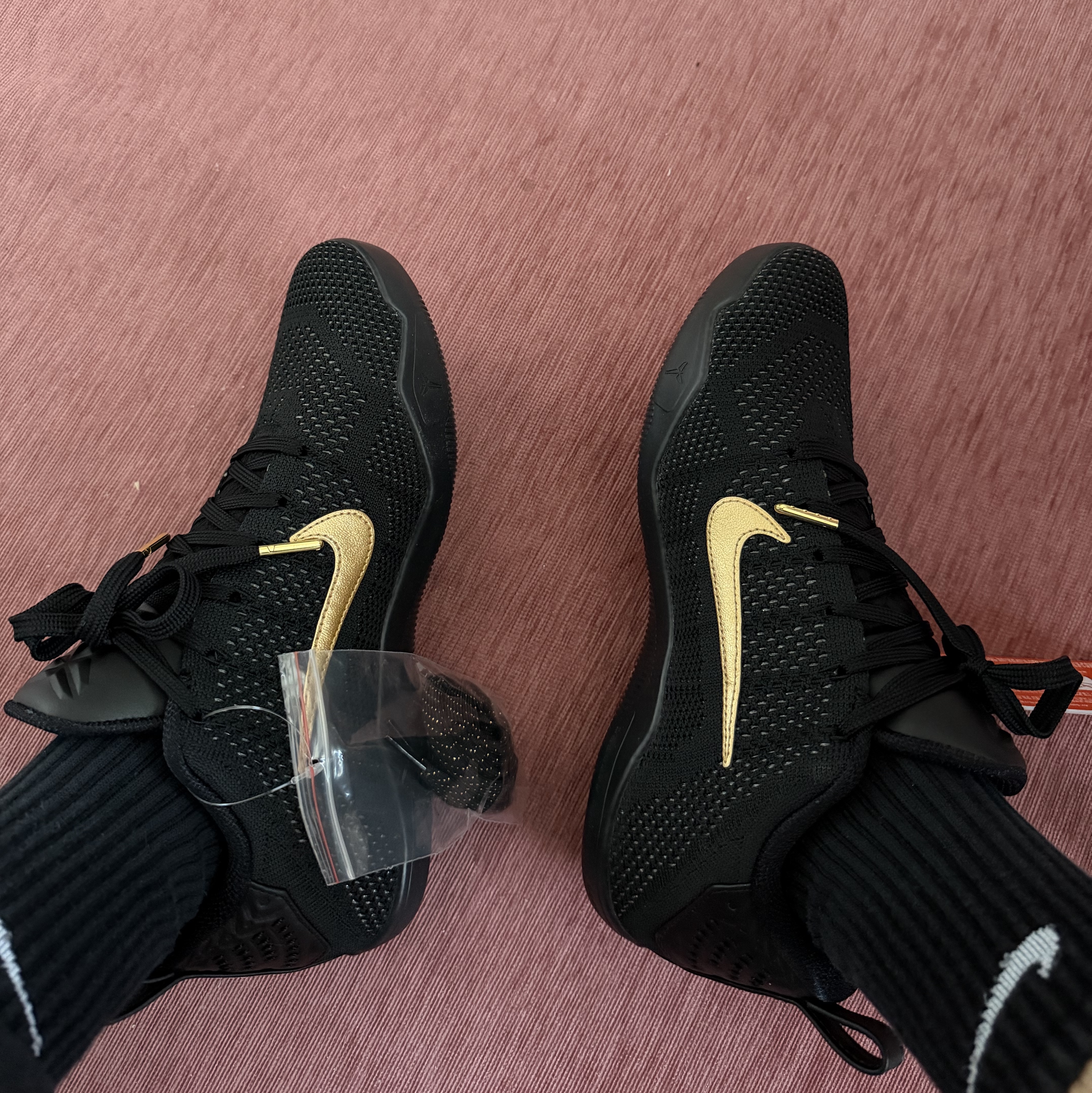 Kobe 11 Elite Protro Fade to Black 착용 스타일 - 6