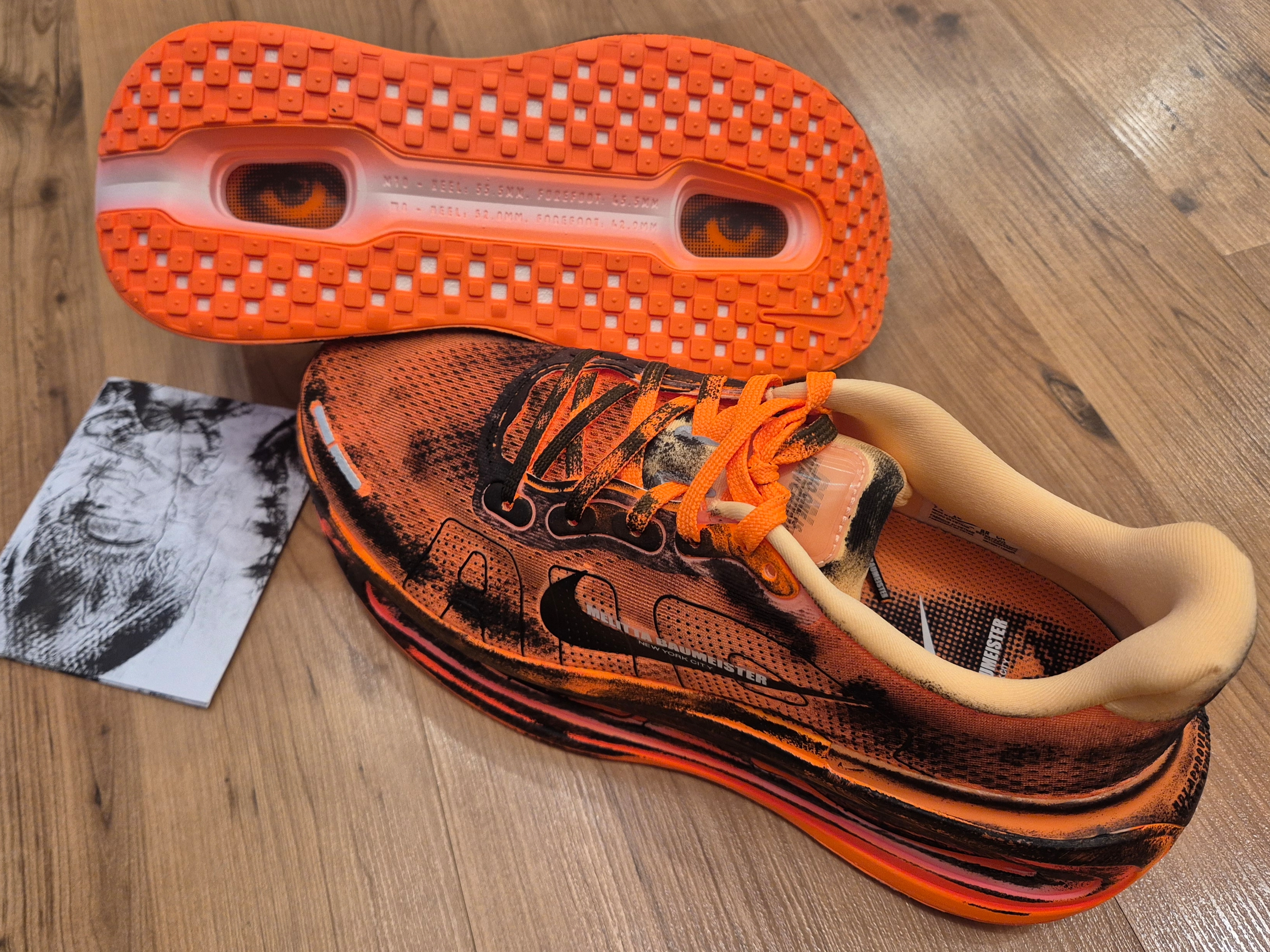 (W) Nike x Melitta Baumeister Vomero Premium Total Orange and Orange Chalk 착용 스타일 - 4