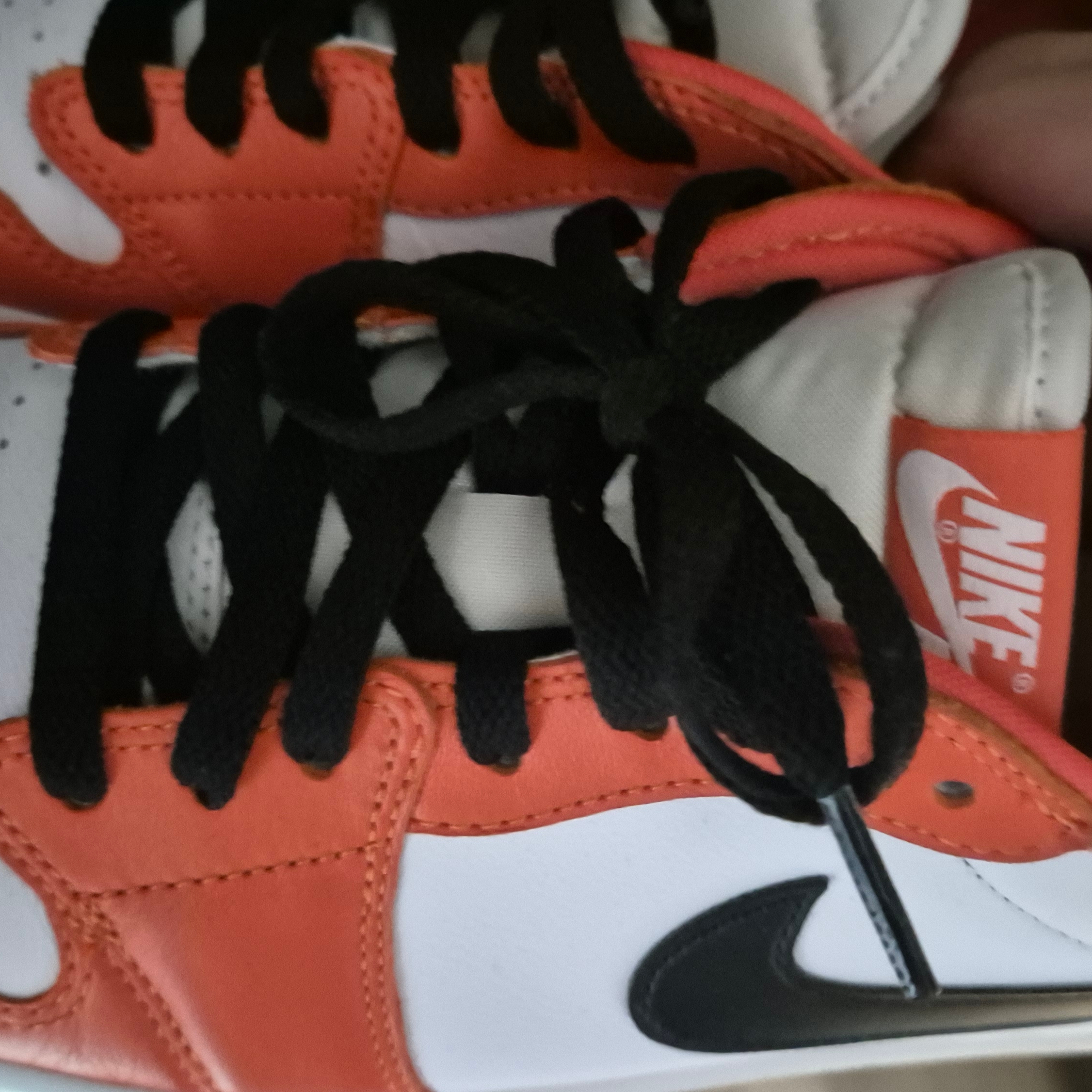 Jordan 1 Low OG Starfish 착용 스타일