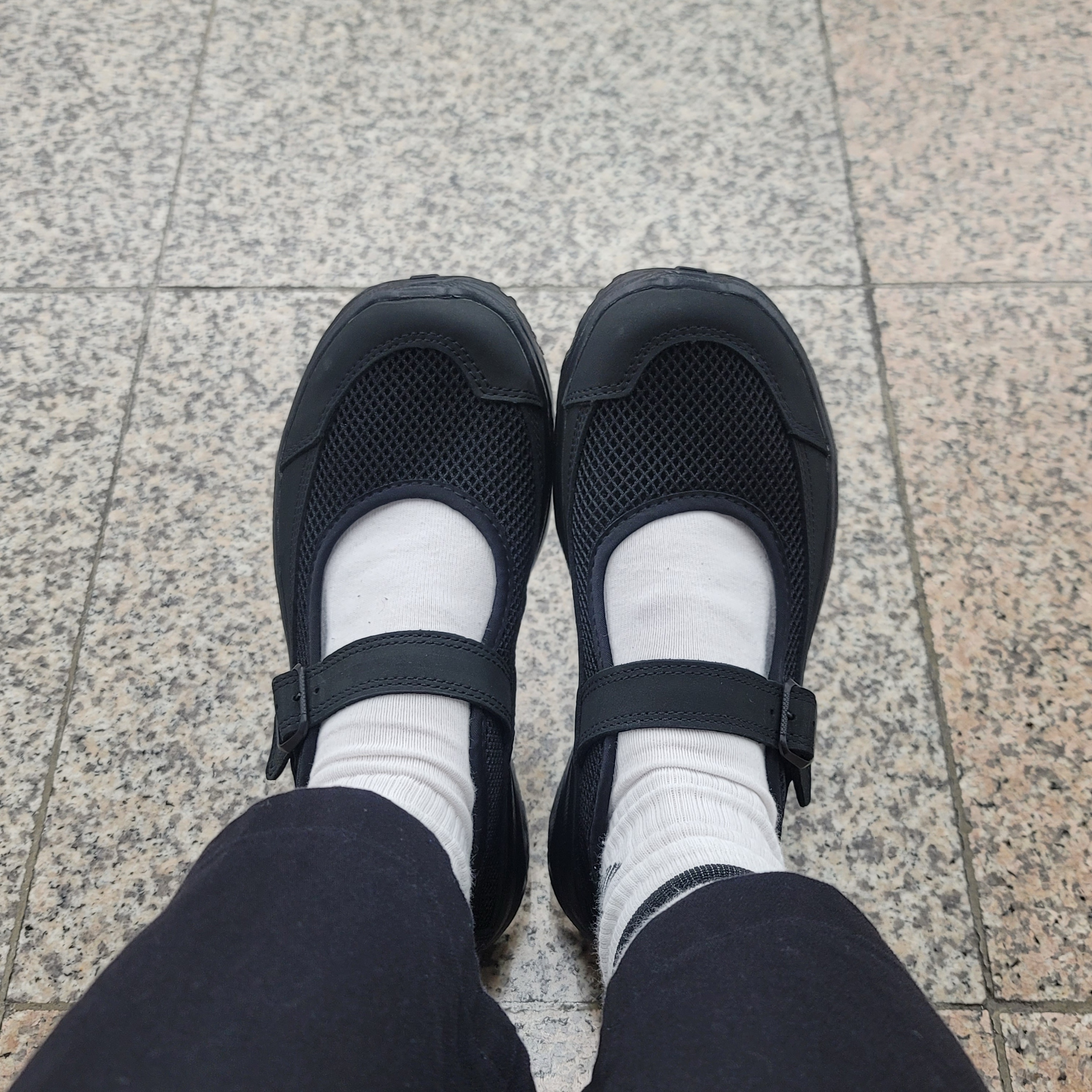 Salomon RX Marie Jeanne Black 착용 스타일