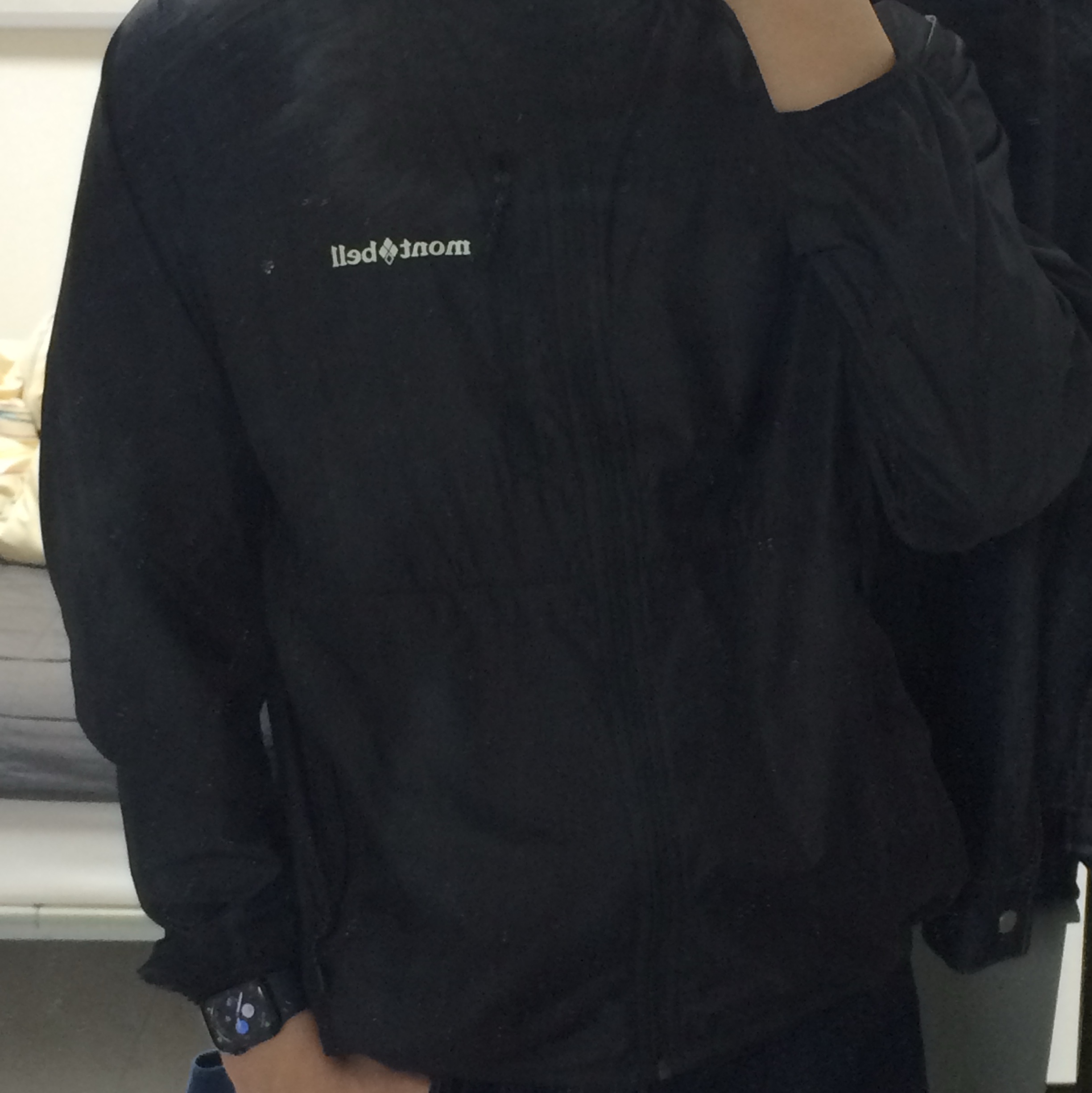 Montbell Wind Blast Hooded Jacket Black 착용 스타일 - 2