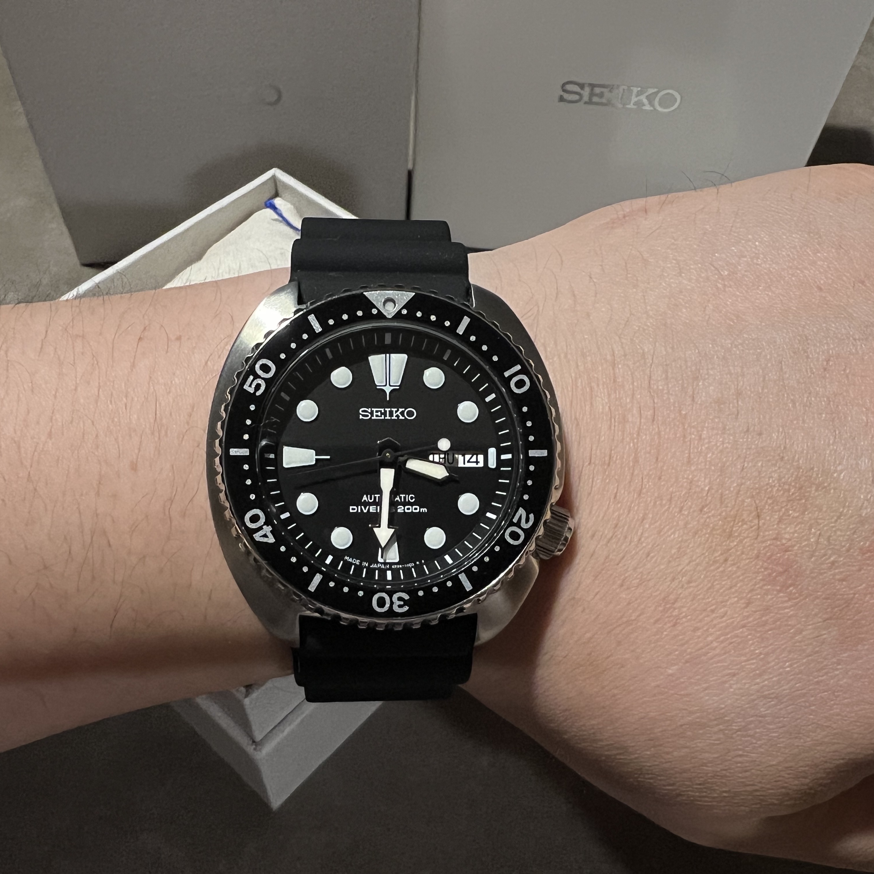 Seiko Prospex SRPE93 Black 착용 스타일 - 2