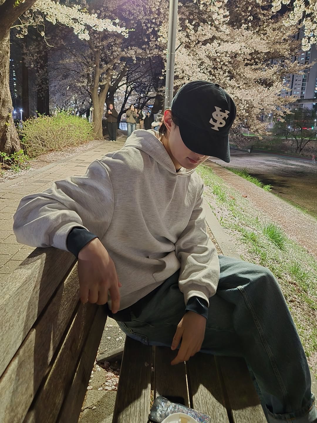 Sunday Ceremony Sy Logo 5 Panel Cotton Cap - Navy 착용 스타일 - 1
