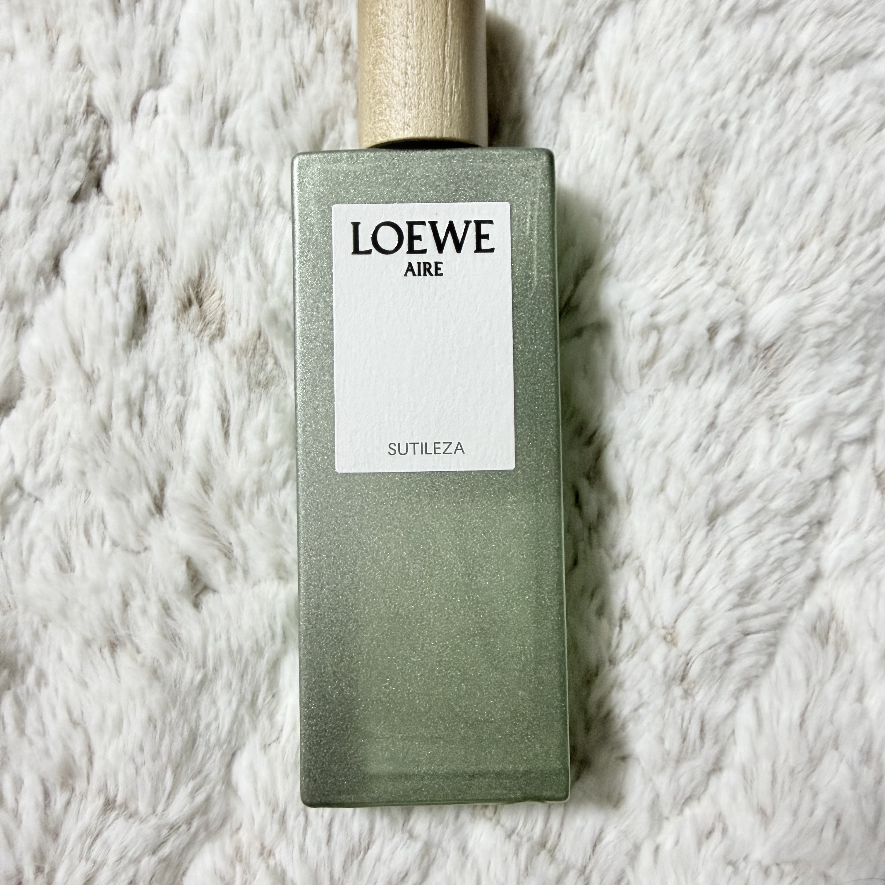 Loewe Aire Sutileza Eau de Toilette 50ml 착용 스타일
